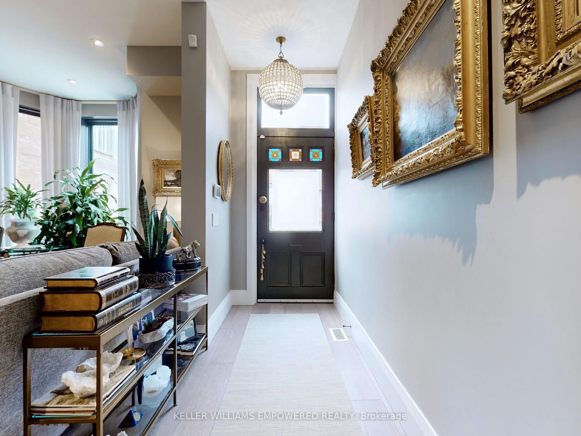 10 Webster Avenue, Toronto, ON M5R 1N7 photo 2