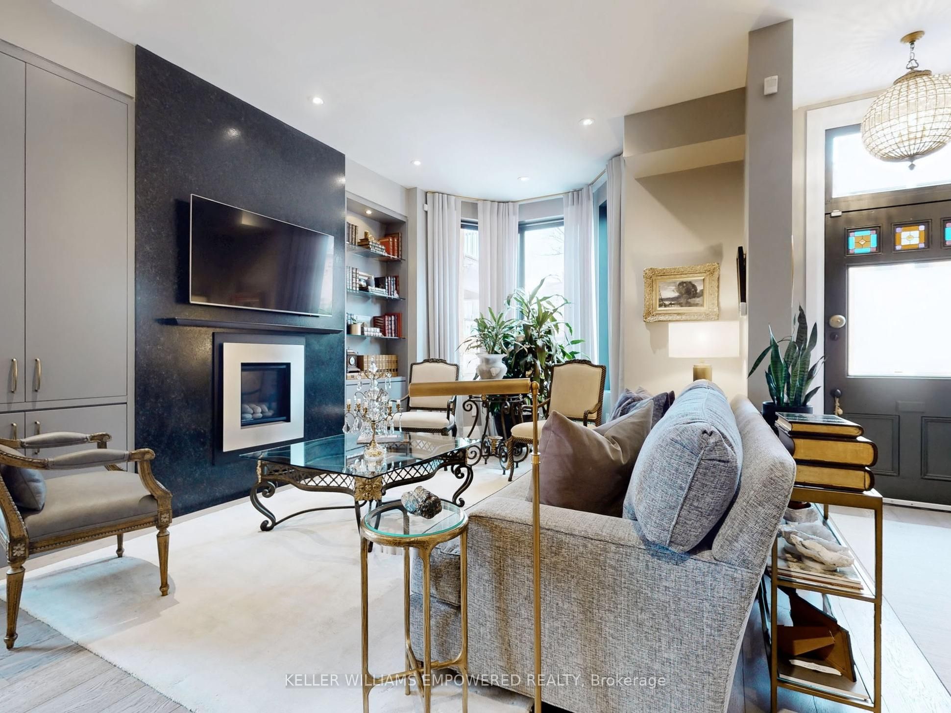 10 Webster Avenue, Toronto, ON M5R 1N7 photo 3