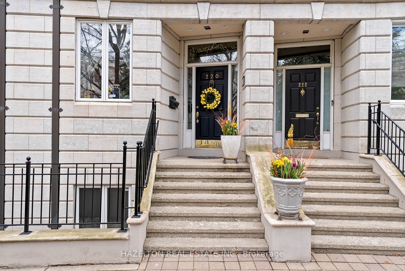 220 Walmer Road, Toronto, ON M5R 3R7 photo 2