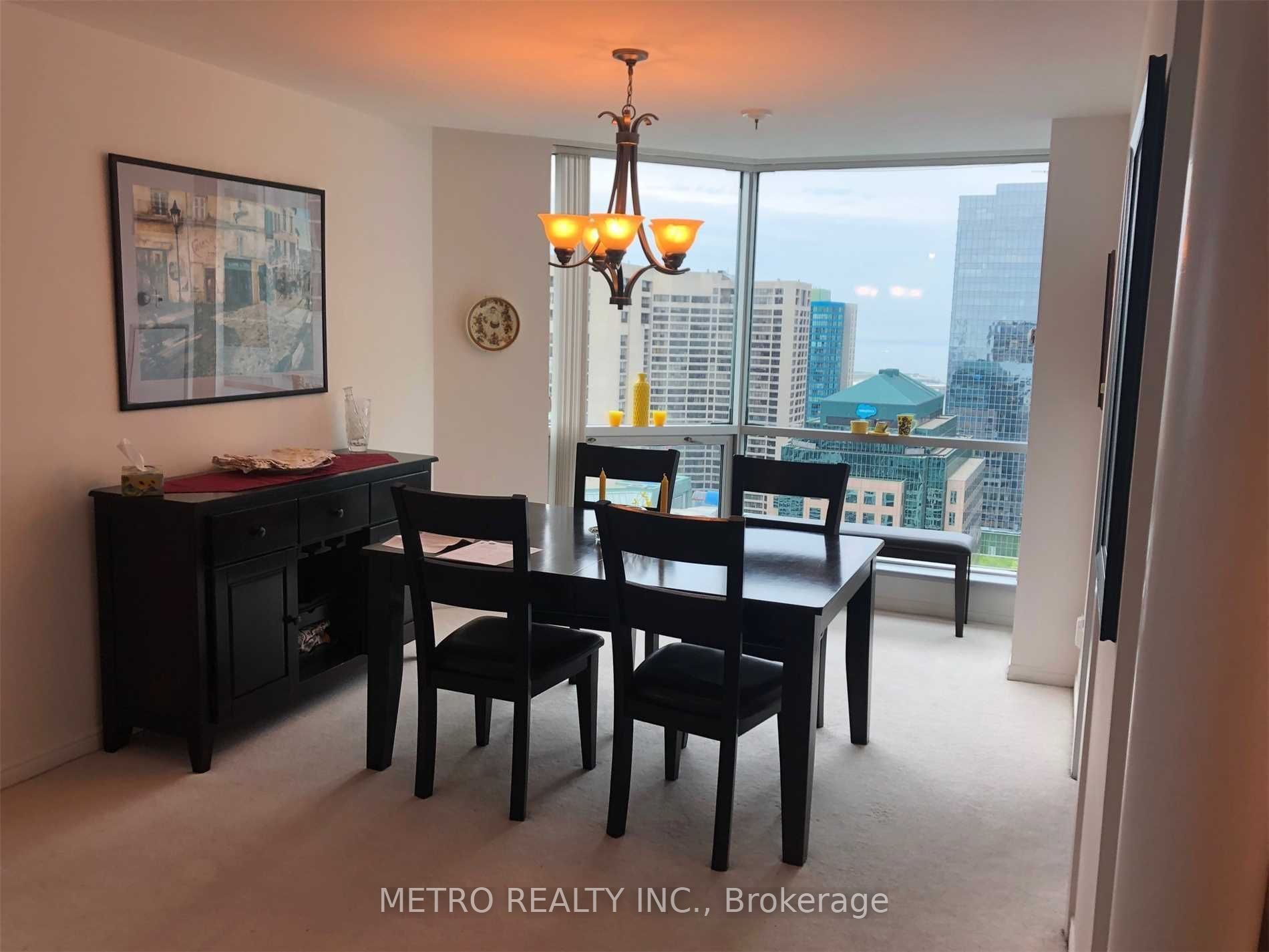 10 Yonge Street 3412, Toronto, ON M5J 1R4 photo 4