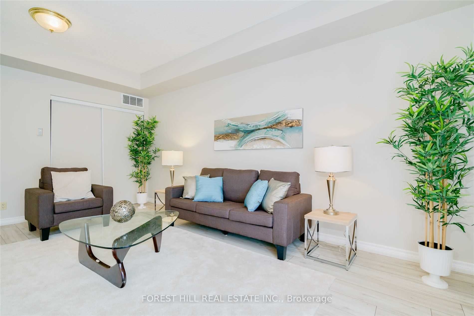 9 Greenbriar Road 103, Toronto, ON M2K 1H4 photo 2