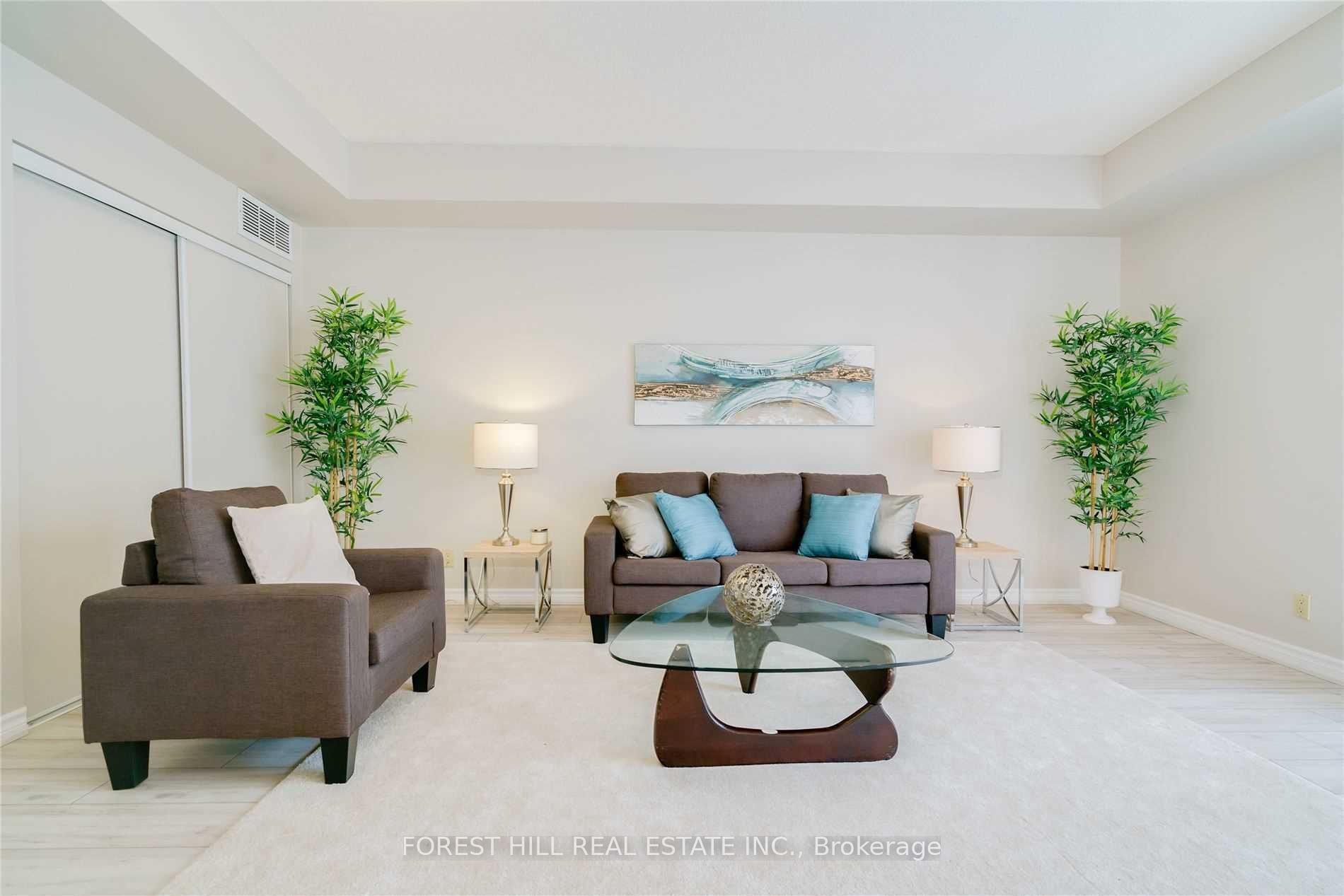 9 Greenbriar Road 103, Toronto, ON M2K 1H4 photo 4