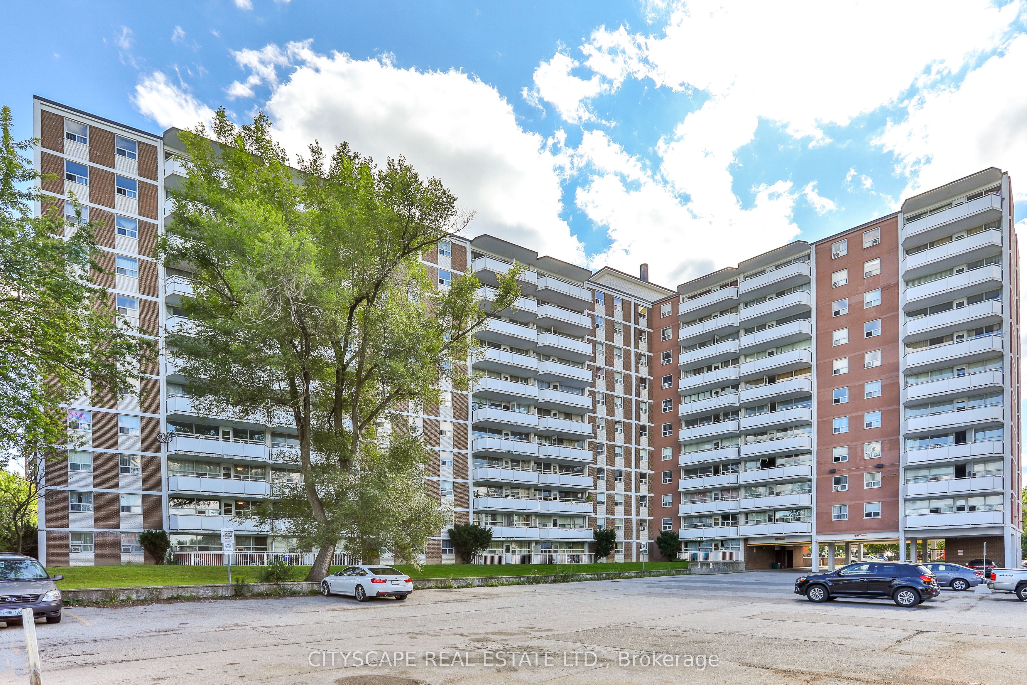 100 Rowena Drive 603, Toronto, ON M3A 1P9 photo 2