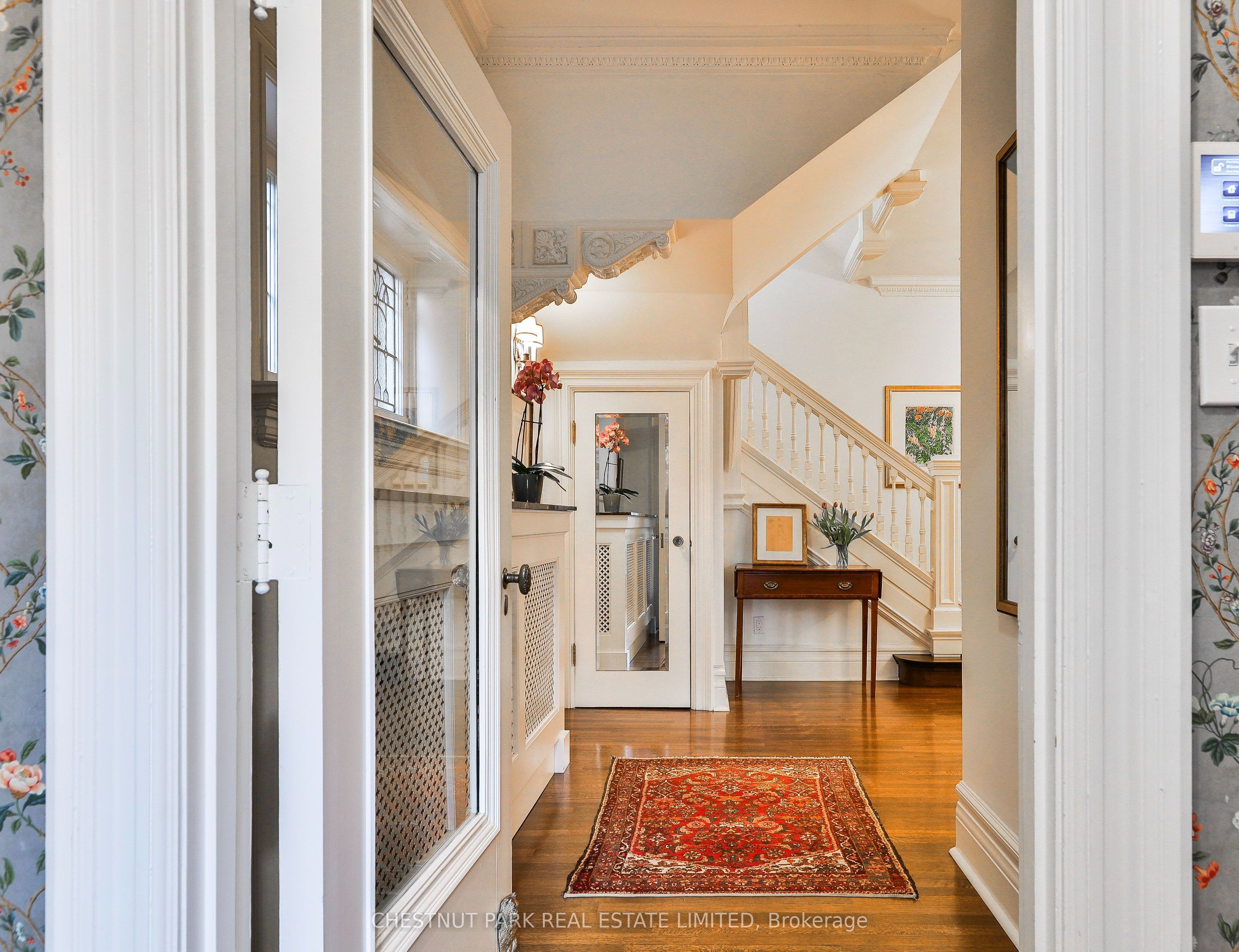 17 Elm Avenue, Toronto, ON M4W 1M9 photo 5