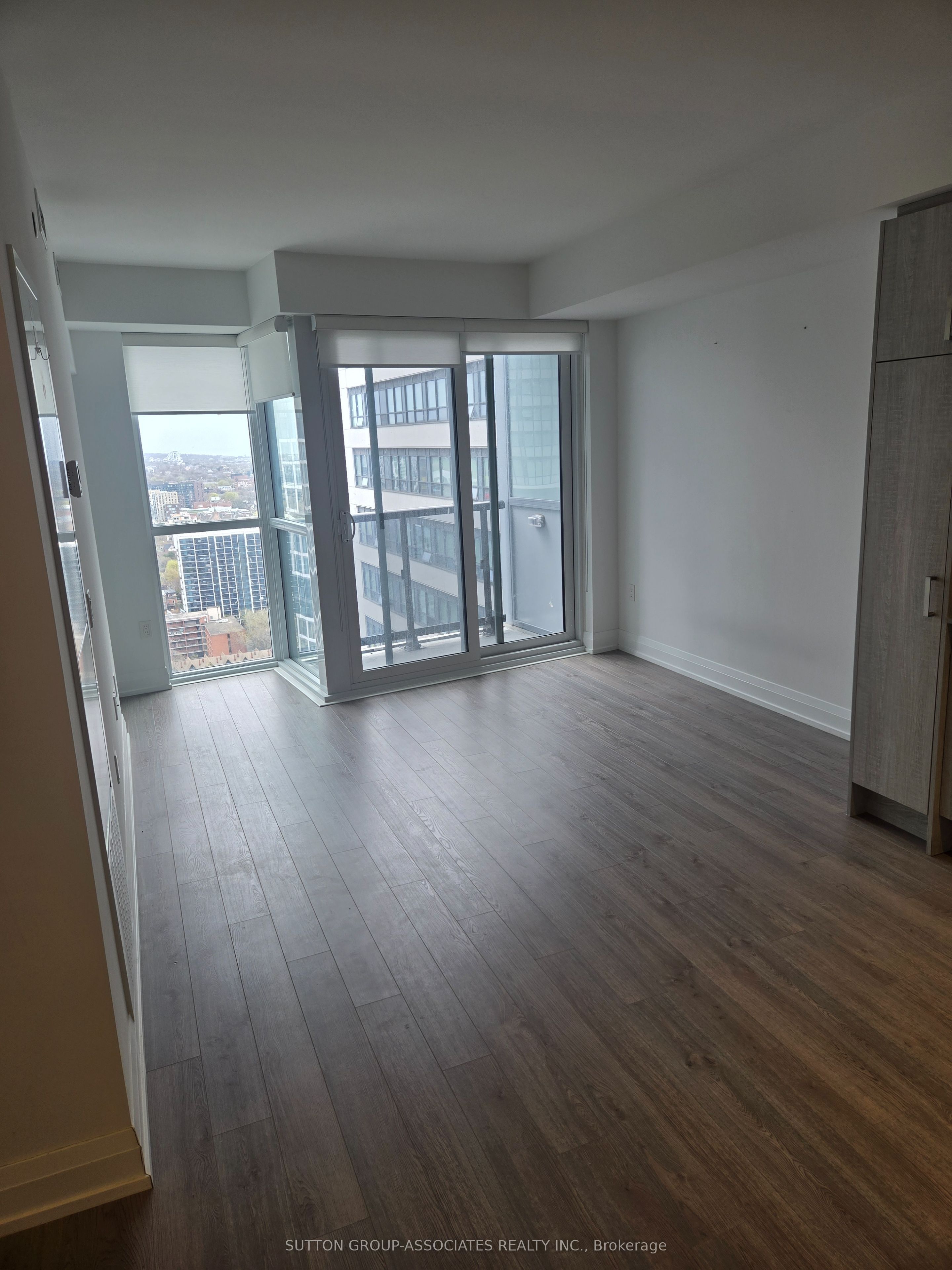 77 Mutual Street 3001, Toronto, ON M5B 2A9 photo 5