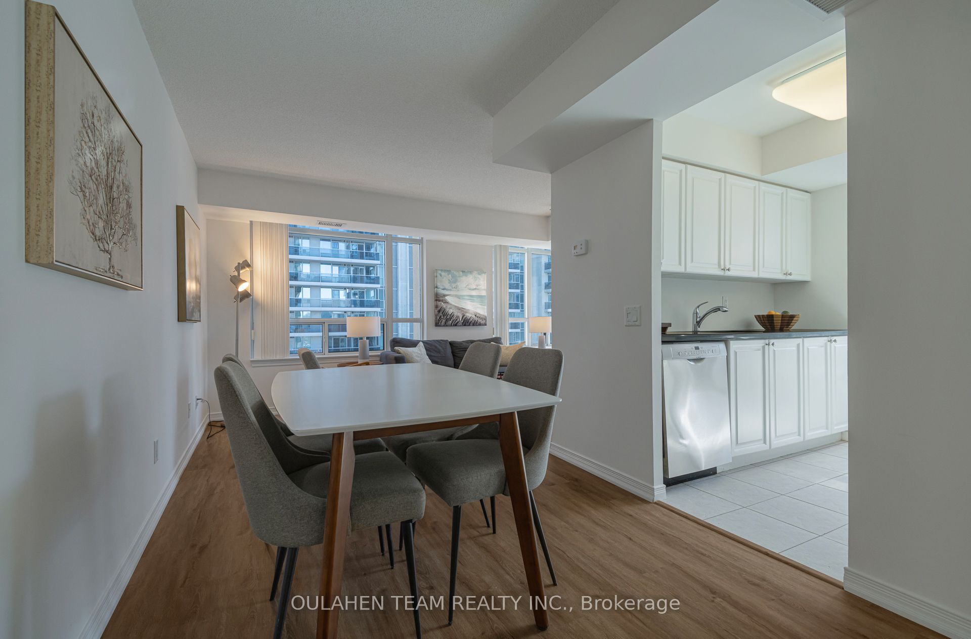 155 Beecroft Road 915, Toronto, ON M2N 7C6 photo 5