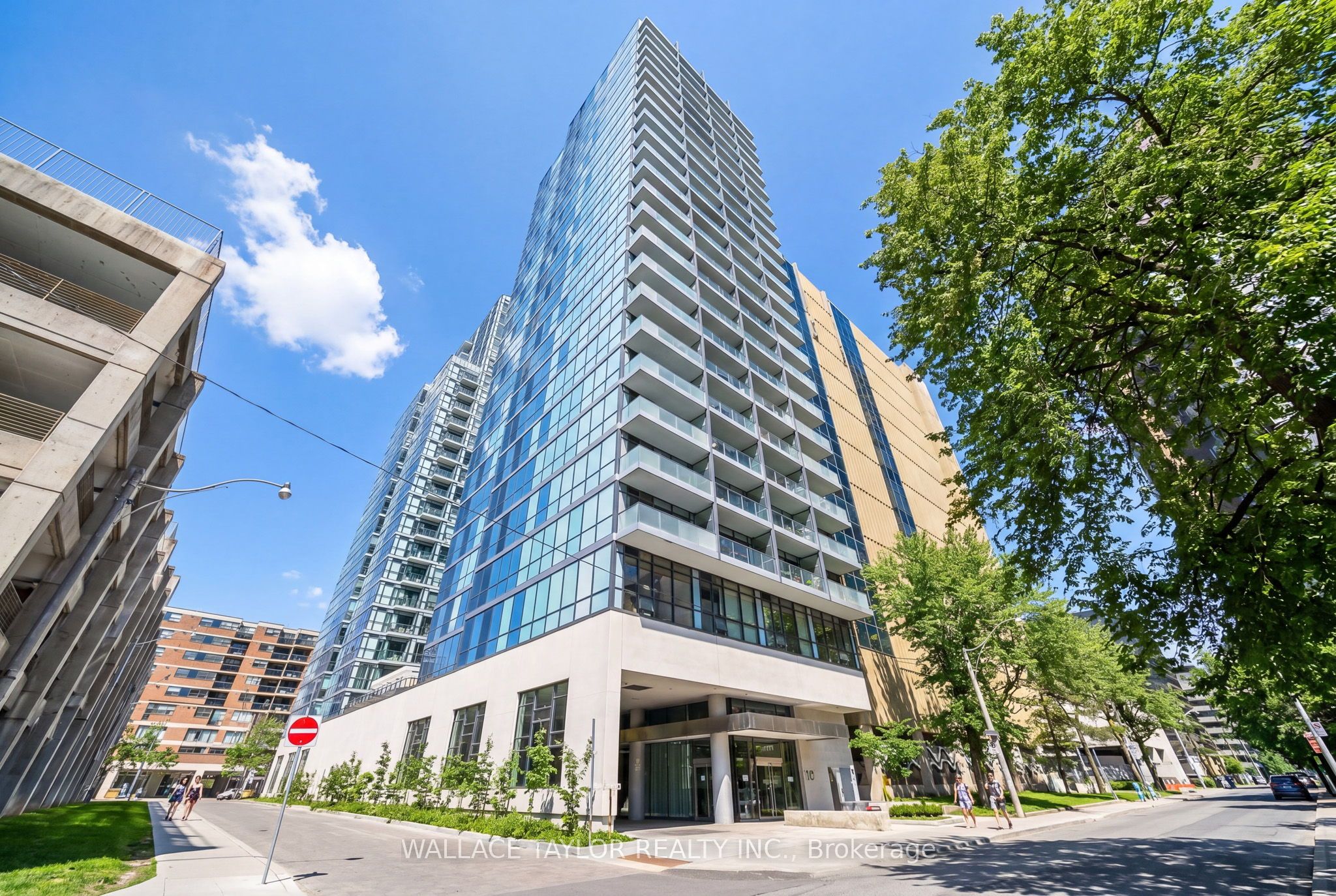 210 Simcoe Street 1702, Toronto, ON M5T 0A9 photo 2