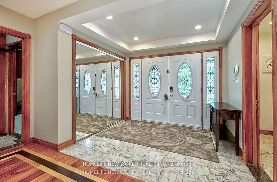 7 Sulgrave Crescent, Toronto, ON M2L 1W5 photo 2