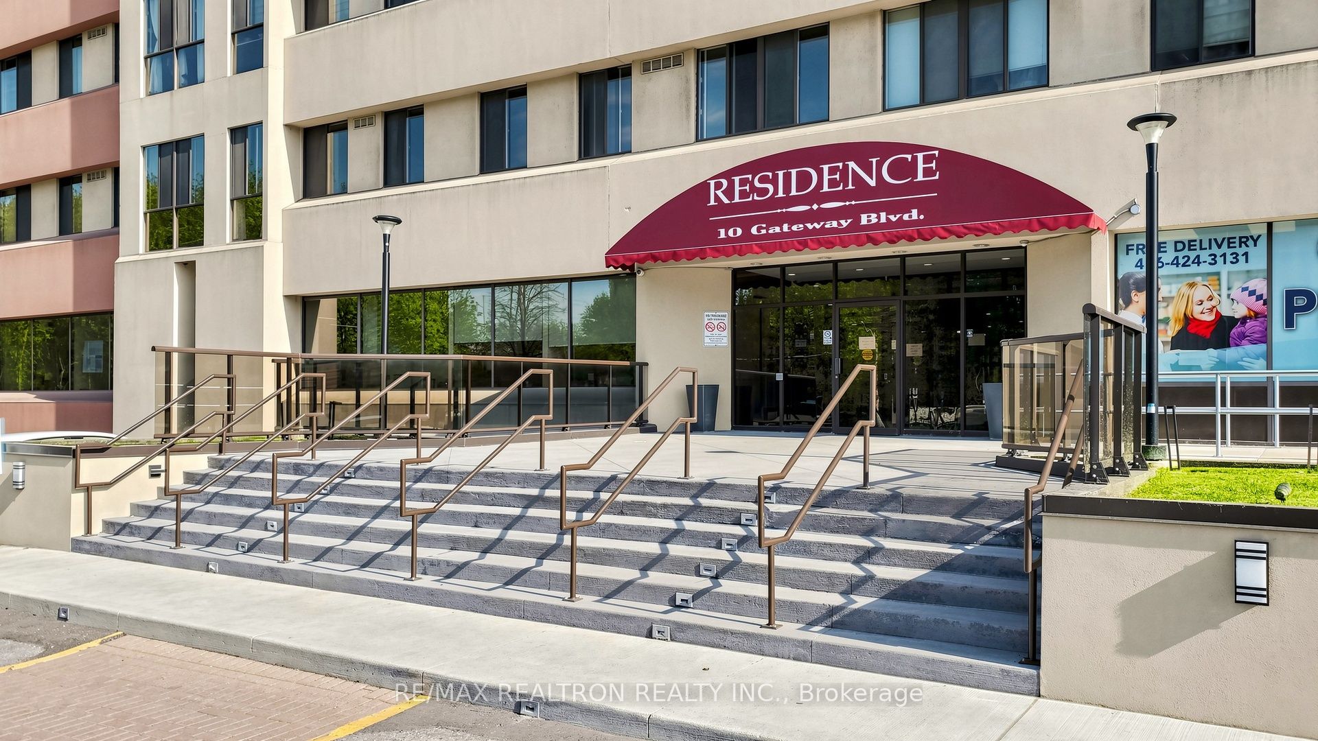 10 Gateway Boulevard 616, Toronto, ON M3C 3A1 photo 3