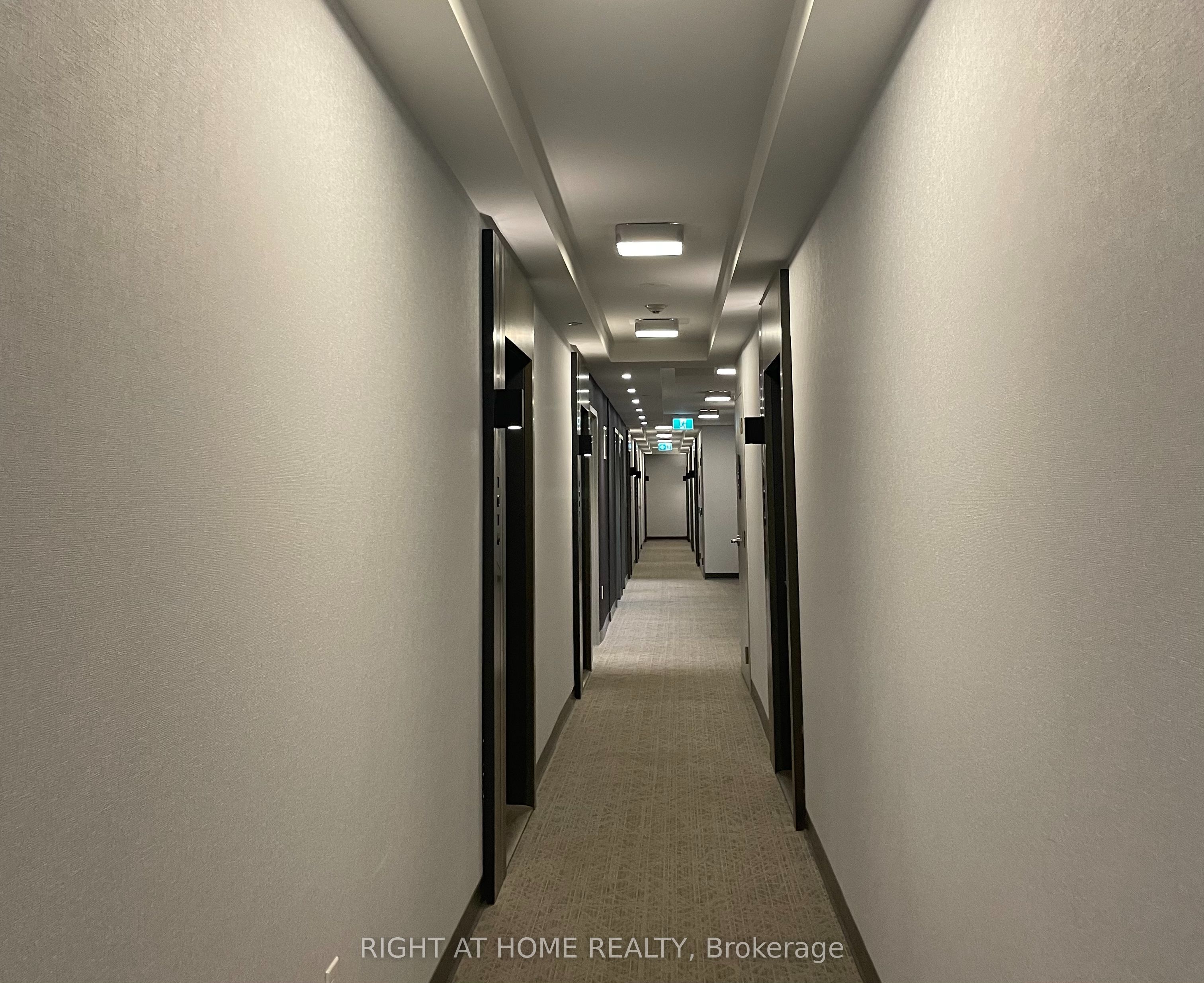 50 McCaul Street 1011 - Lease, Toronto, ON M5T 0B6 photo 3