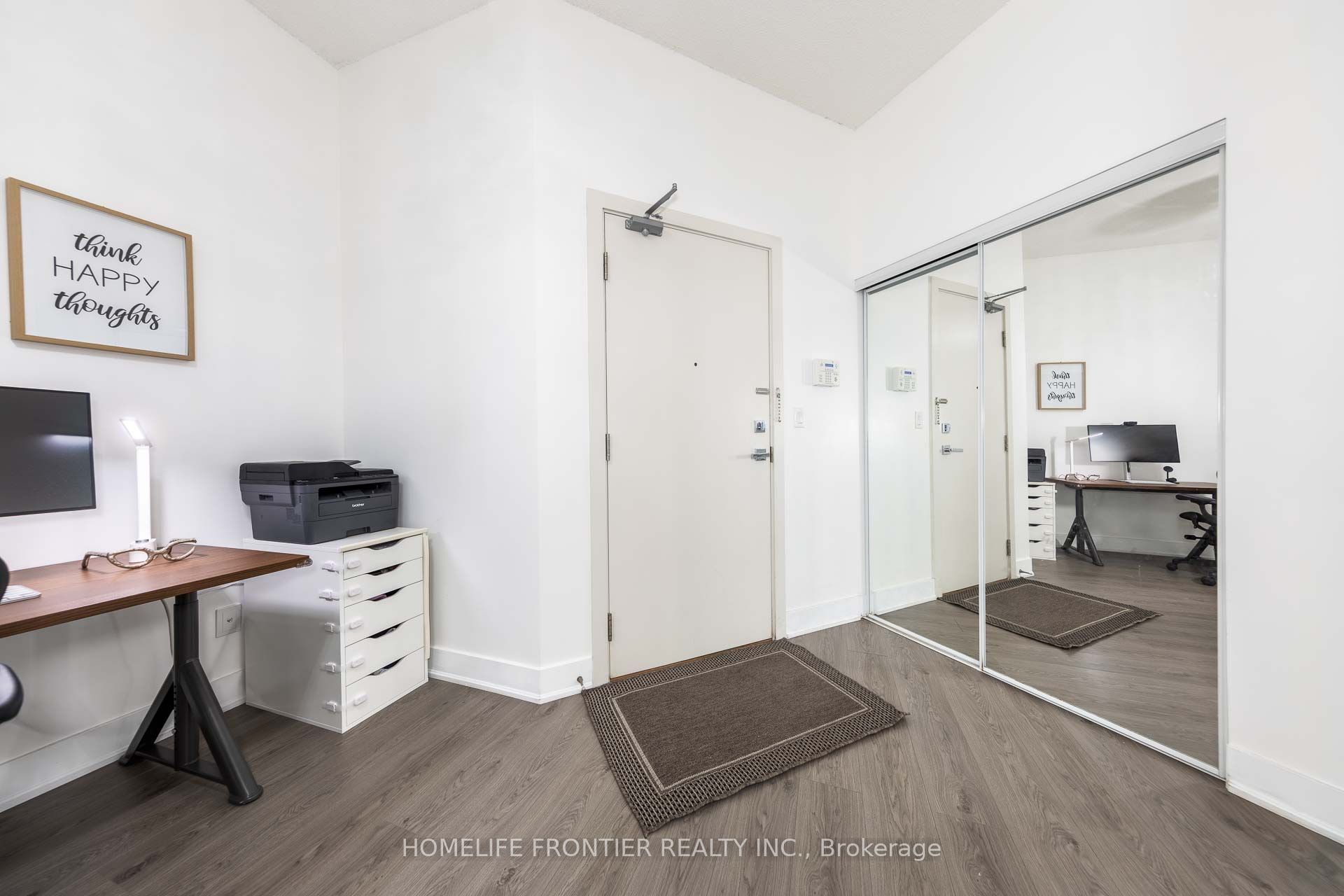 99 The Donway W 222, Toronto, ON M3C 0N8 photo 2