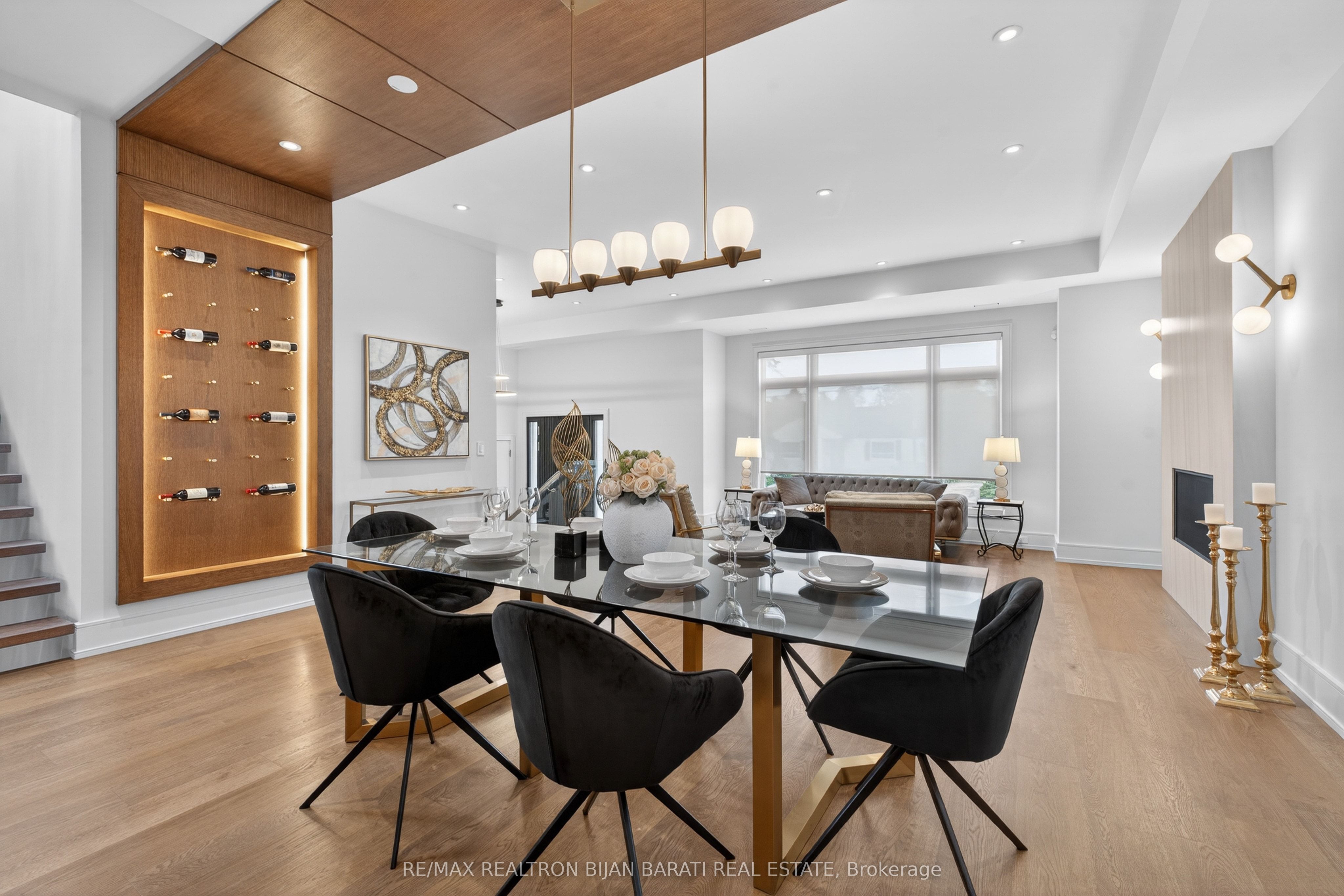 23 Terrace Avenue, Toronto, ON M2R 1E8 photo 4
