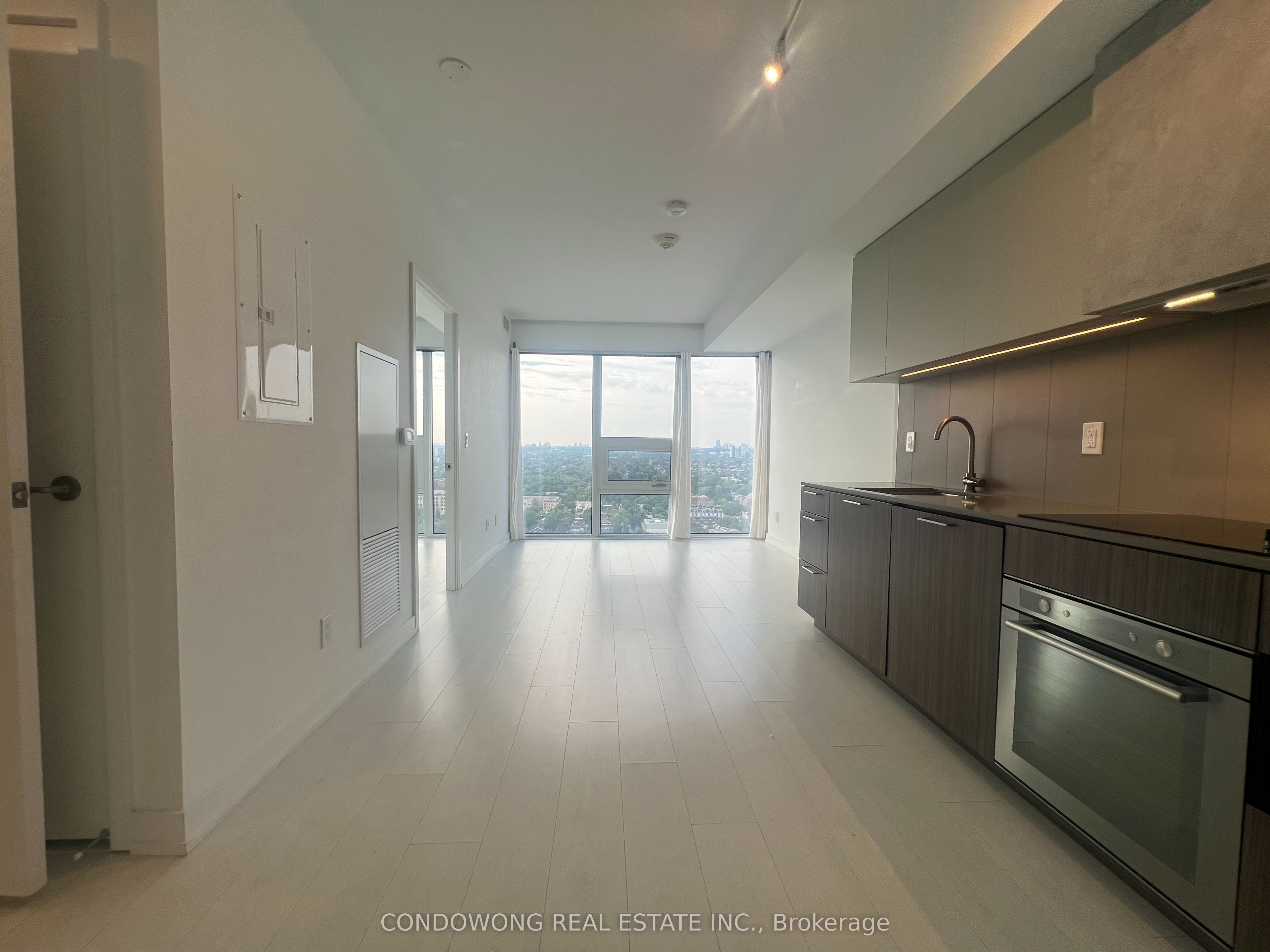 19 Western Battery Road 3118, Toronto, ON M6K 0E3