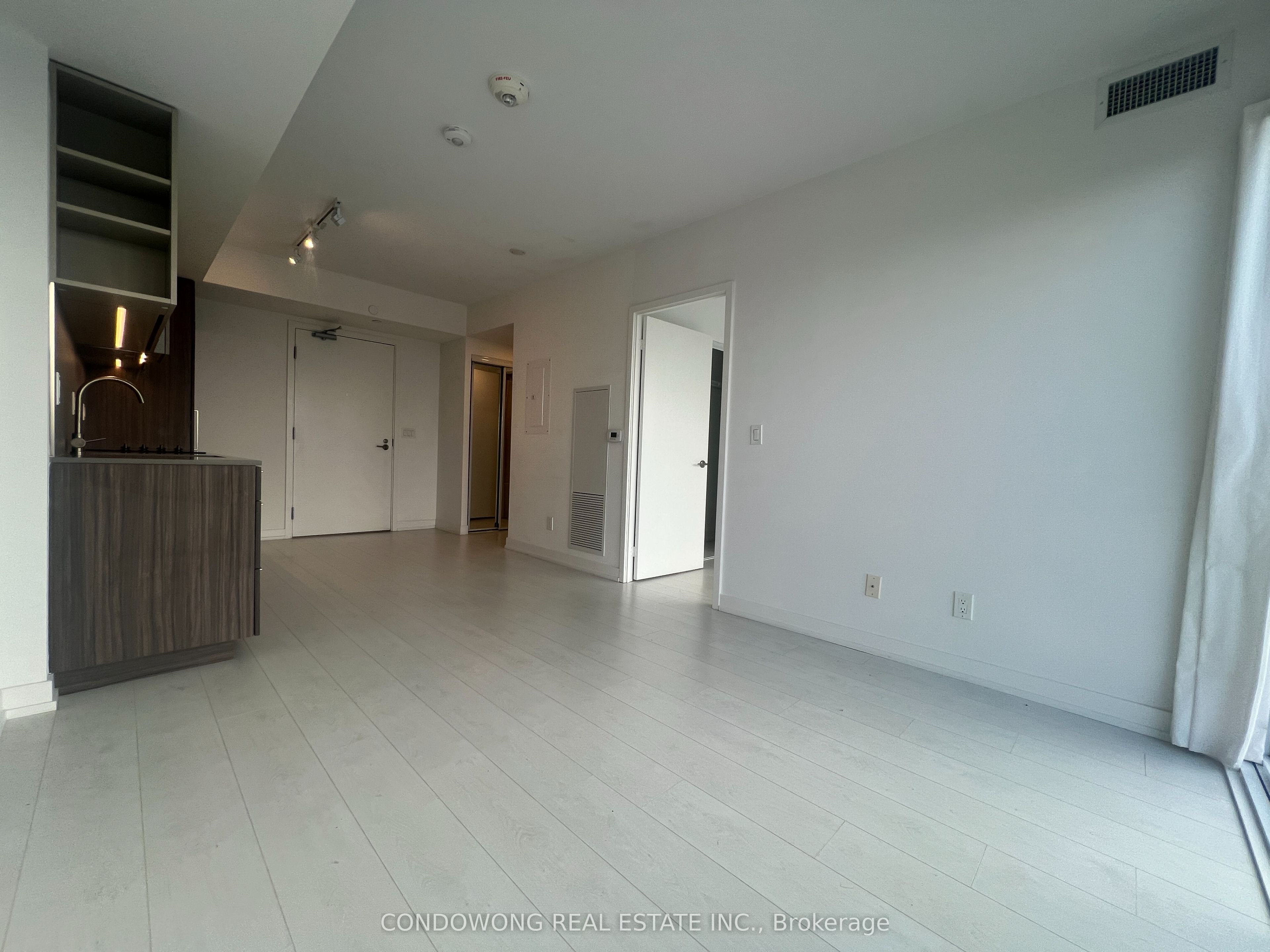 19 Western Battery Road 3118, Toronto, ON M6K 0E3 photo 5