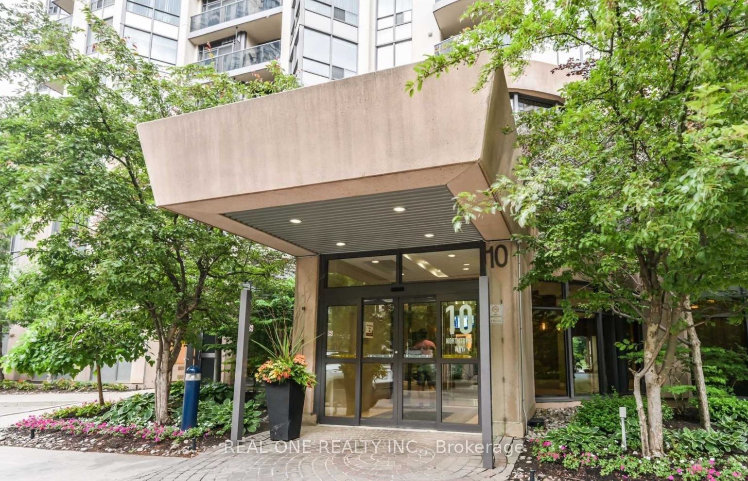 10 Northtown Way 1309, Toronto, ON M2N 7L4 photo 2