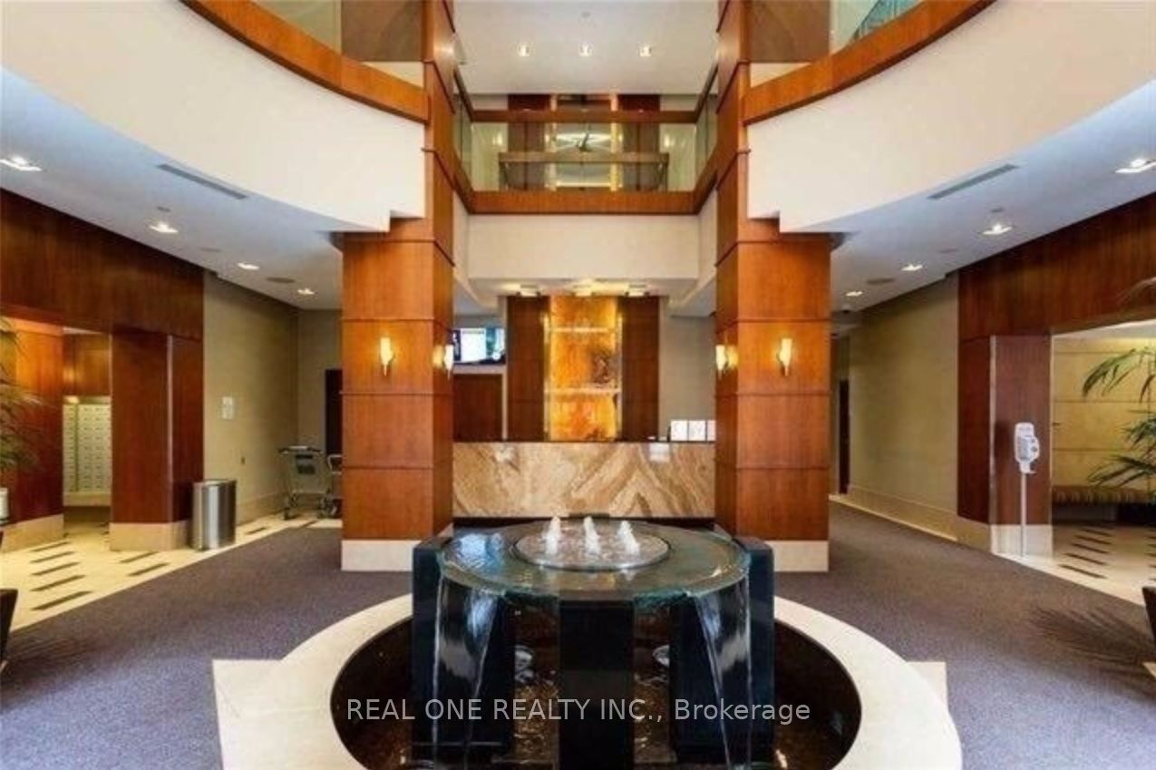 10 Northtown Way 1309, Toronto, ON M2N 7L4 photo 3