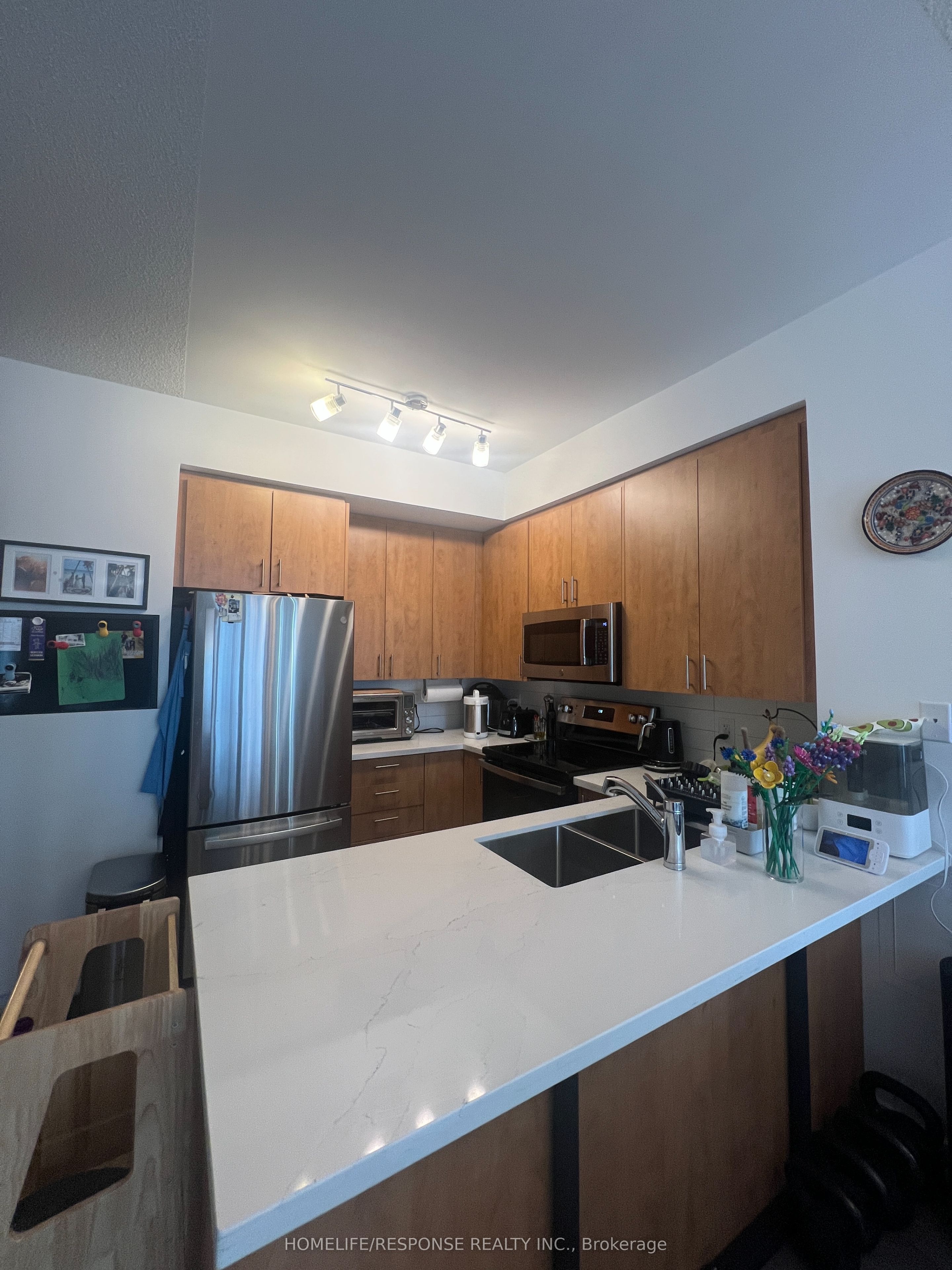 438 King Street W 1212, Toronto, ON M5V 3T9 photo 5