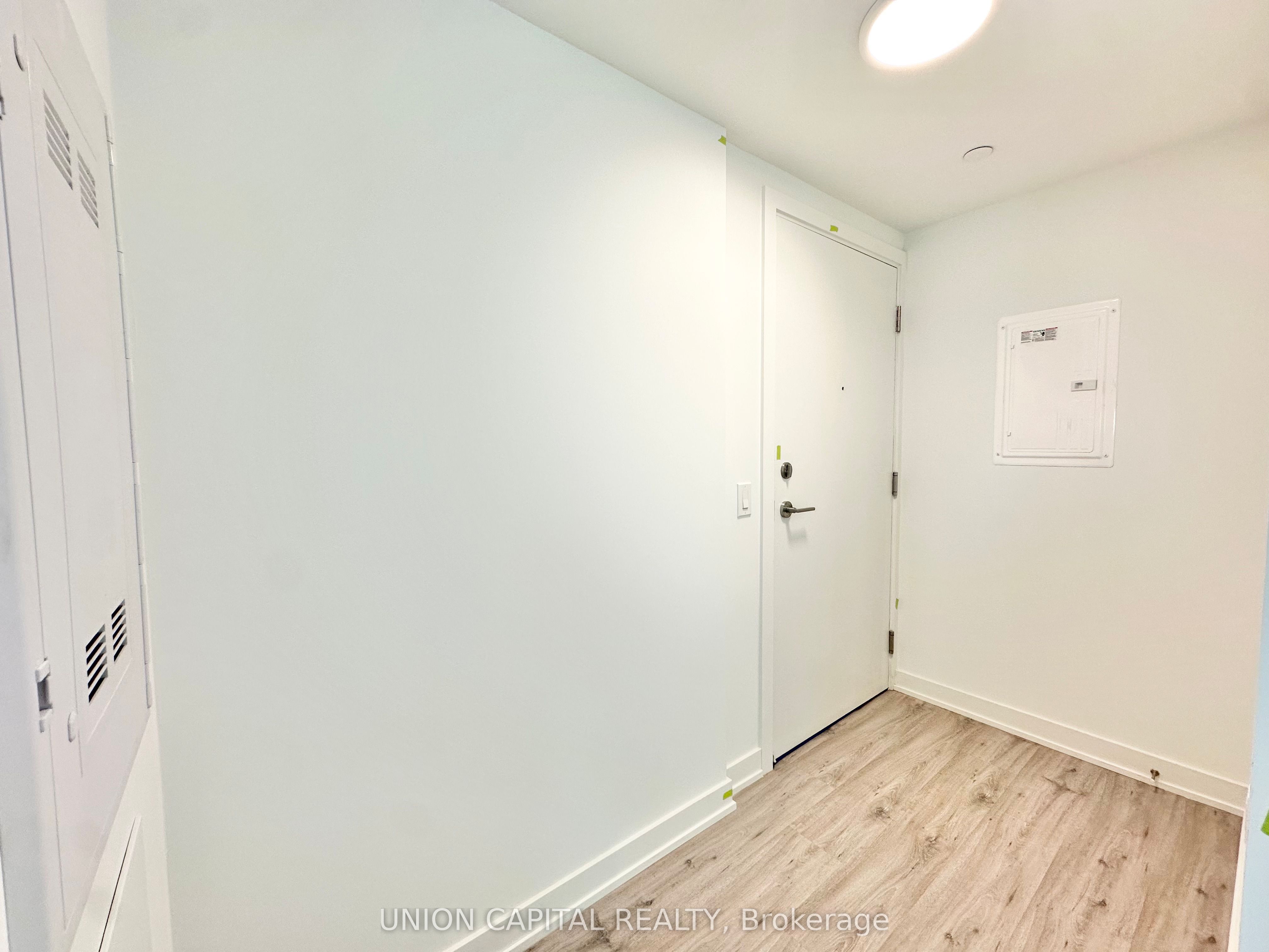 252 Church Street 5511, Toronto, ON M5B 0E6 photo 4