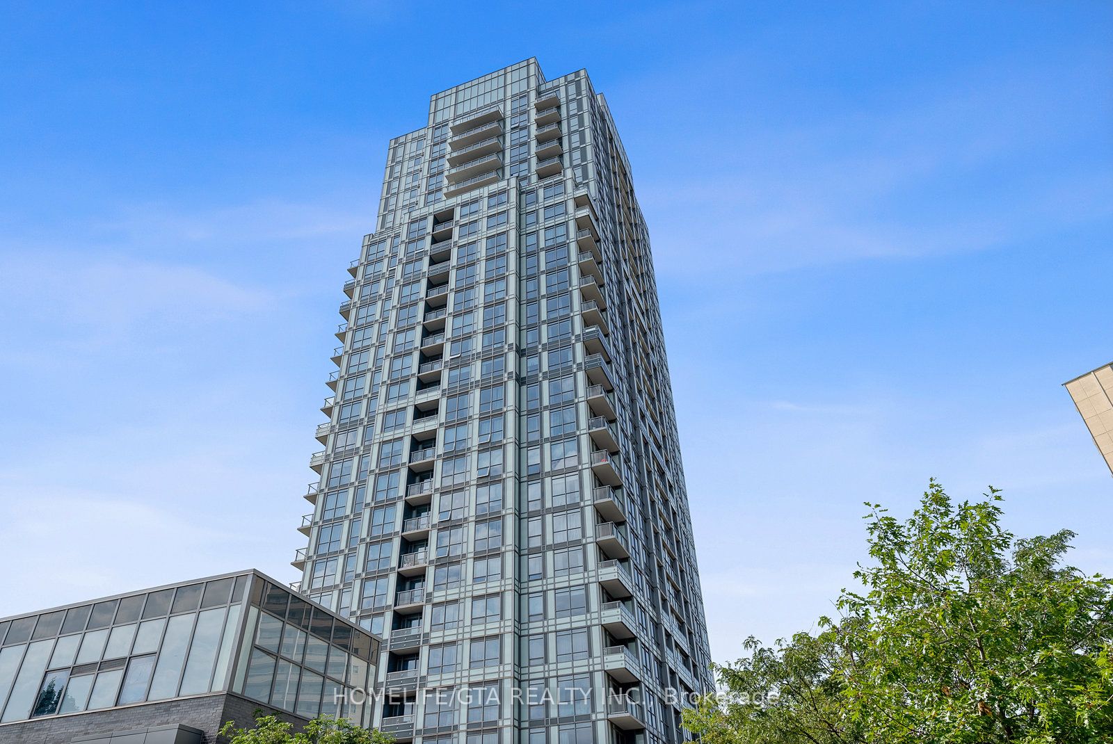 18 Graydon Hall Drive 904, Toronto, ON M3A 0A4 photo 2