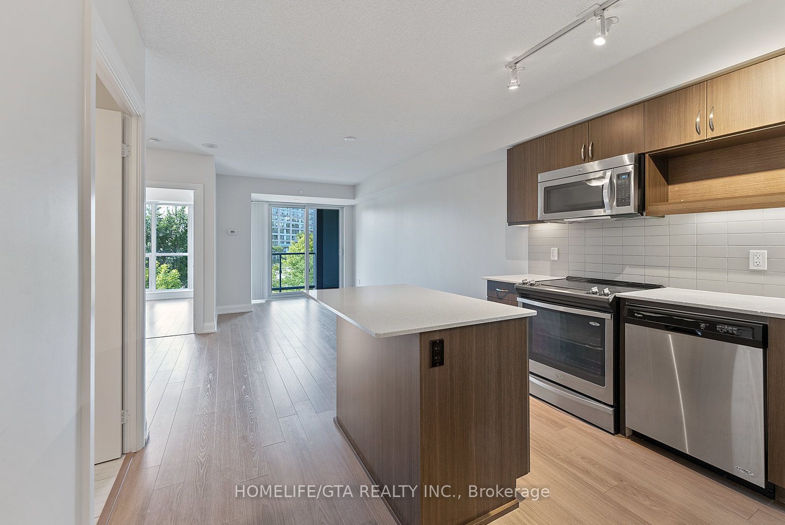 18 Graydon Hall Drive 904, Toronto, ON M3A 0A4 photo 5