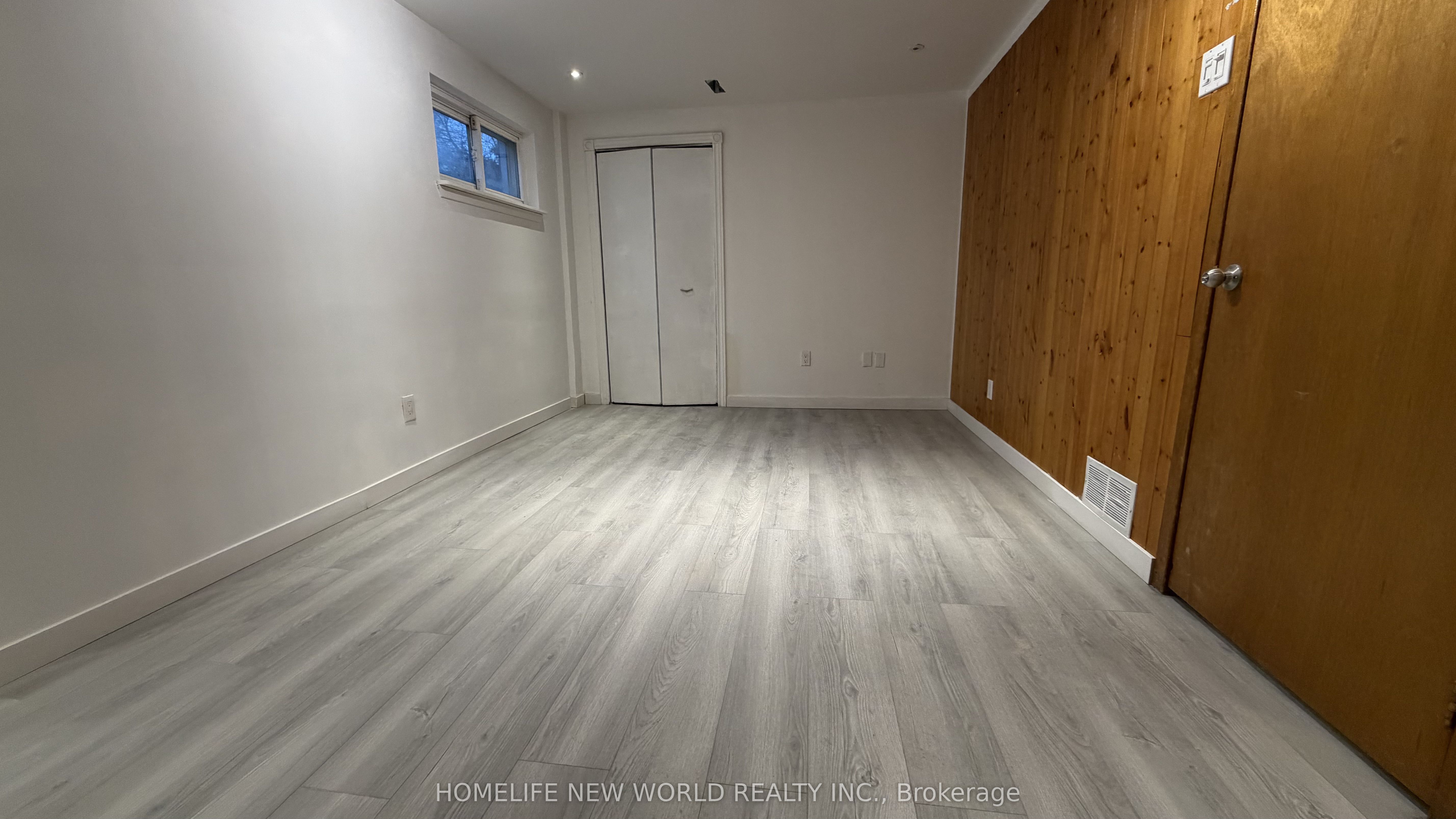 135 Pineway Boulevard Lower Level, Toronto, ON M2H 1A9 photo 5