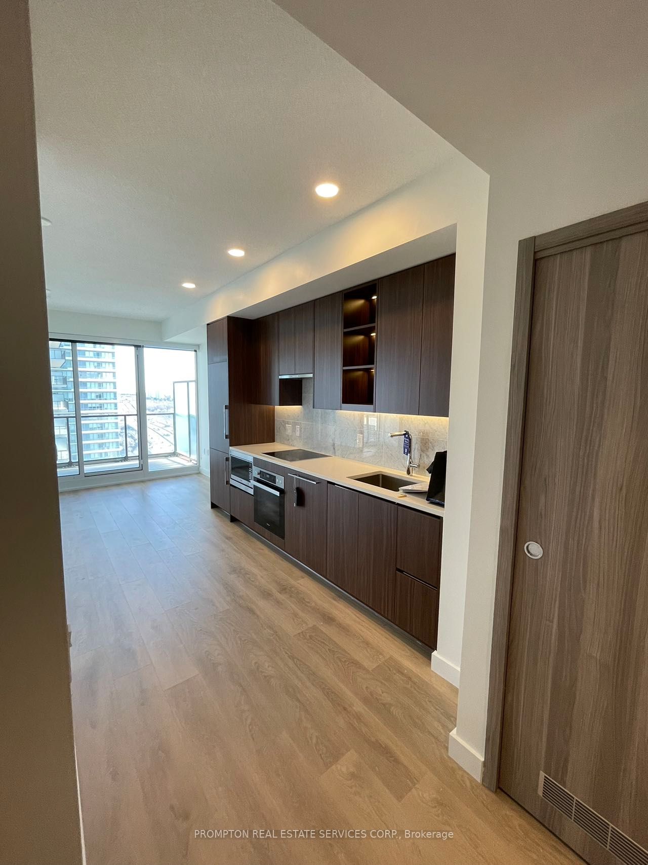 85 McMahon Drive 2215, Toronto, ON M2K 0H1 photo 3