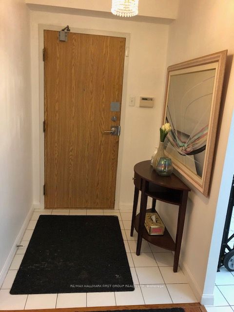 1131 Steeles Avenue 601, Toronto, ON M2R 3W8 photo 3