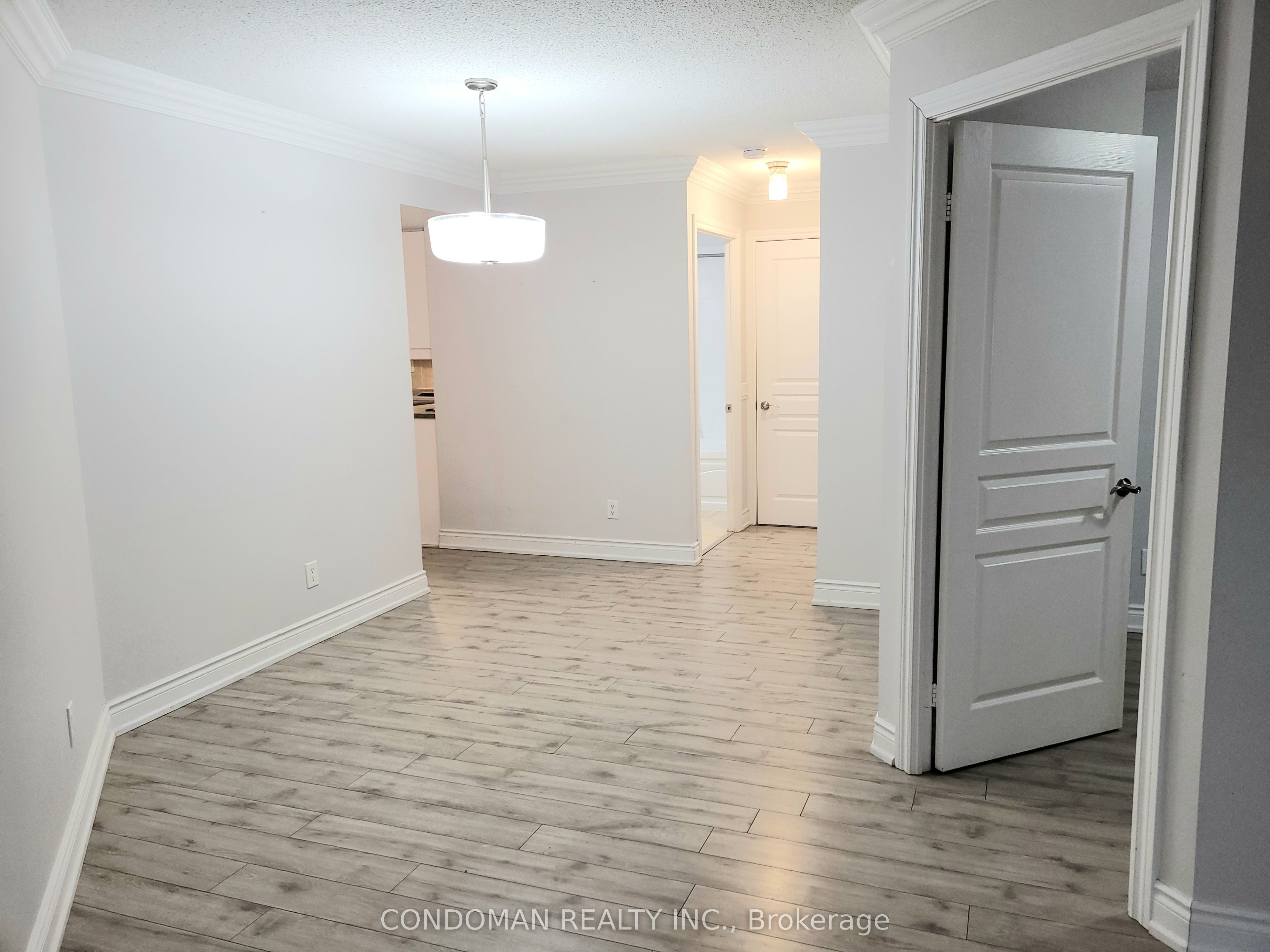 15 Northtown Way 622, Toronto, ON M2N 7A2 photo 4