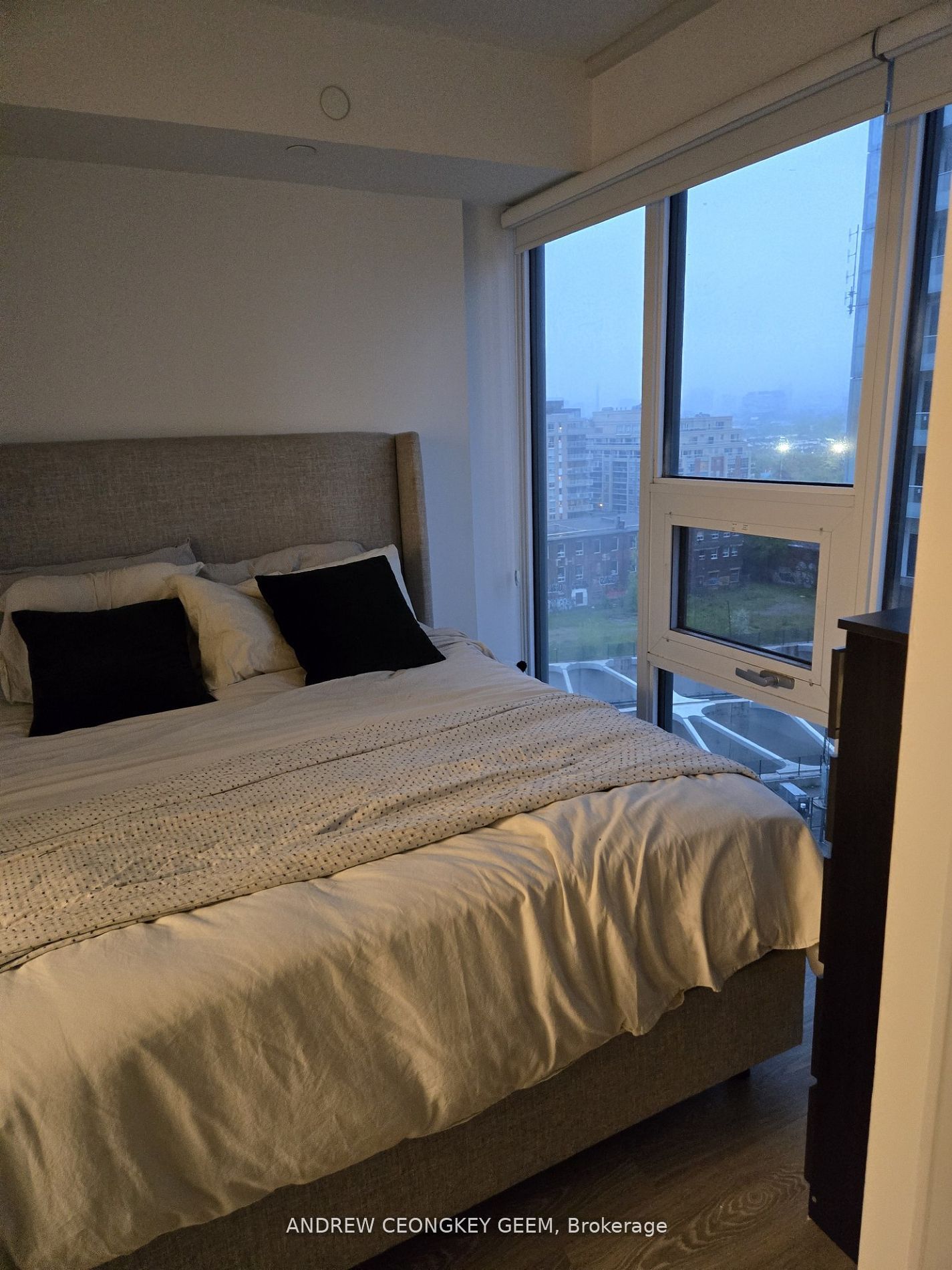 19 Western Battery Road 903, Toronto, ON M6K 3S4 photo 3