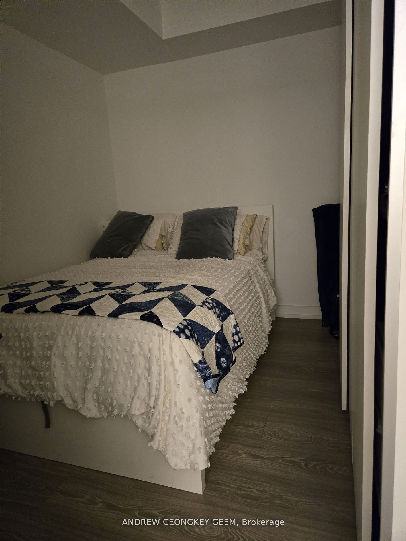 19 Western Battery Road 903, Toronto, ON M6K 3S4 photo 4