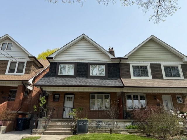 19 Mount Royal Avenue Main Level, Toronto, ON M6H 2S2 photo 3