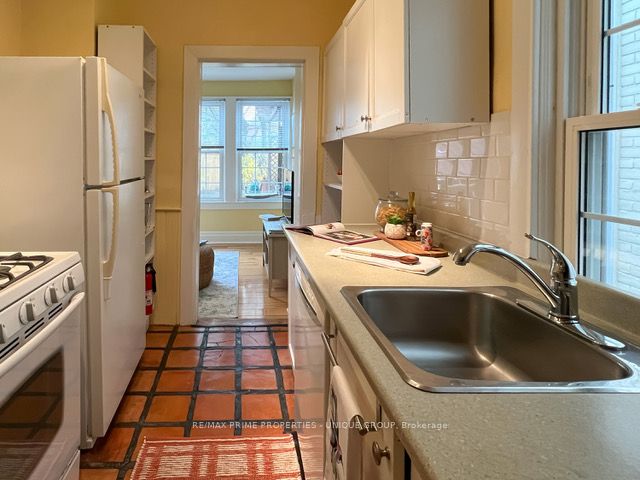 11 Freeman Street, Toronto, ON M1N 2B7 photo 5