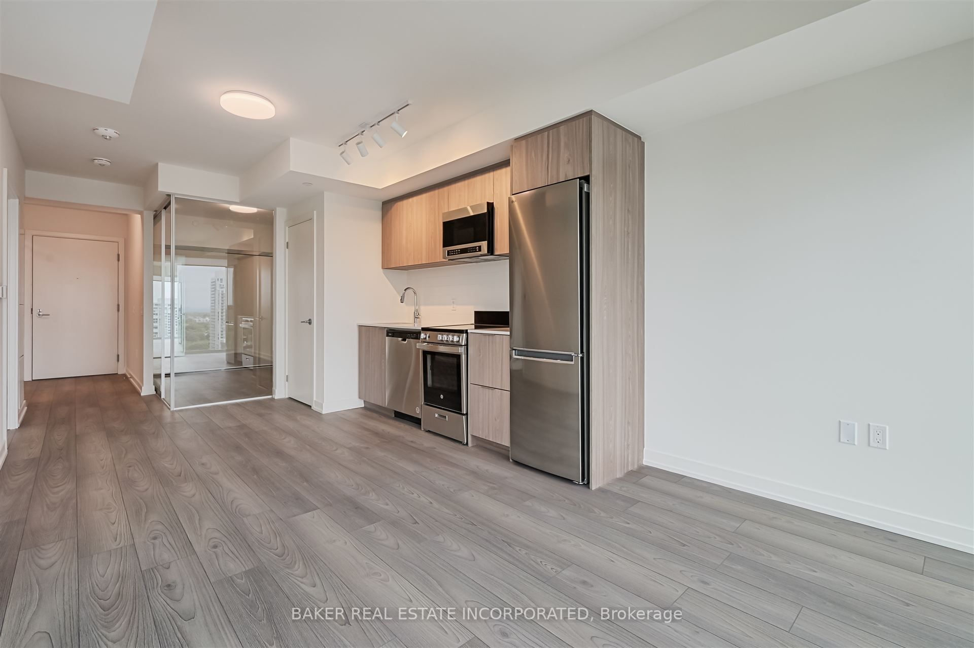 223 Redpath Avenue 3005, Toronto, ON M4P 0E8 photo 5