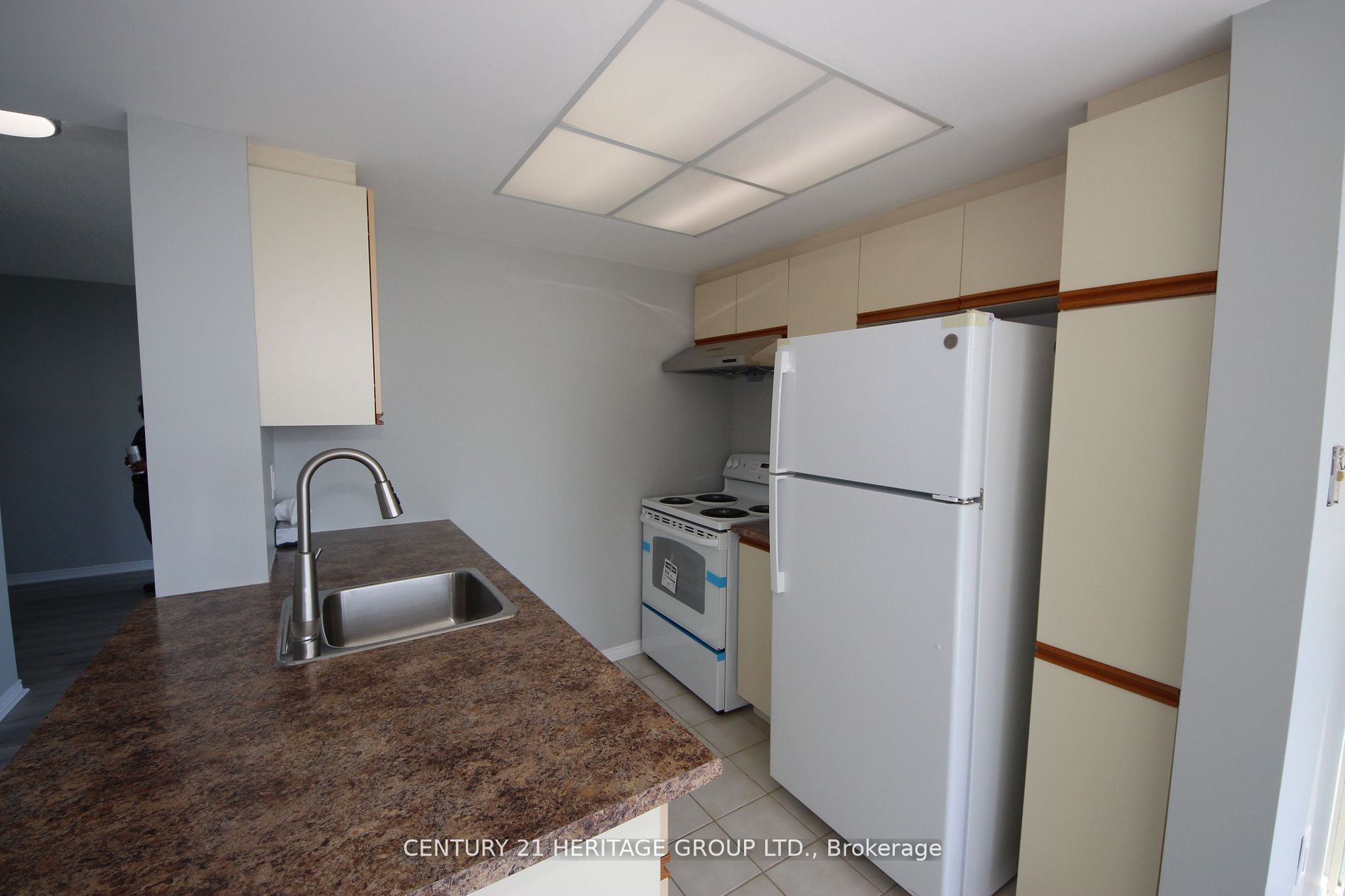 7 Concorde Place 3304, Toronto, ON M3C 3N4 photo 3
