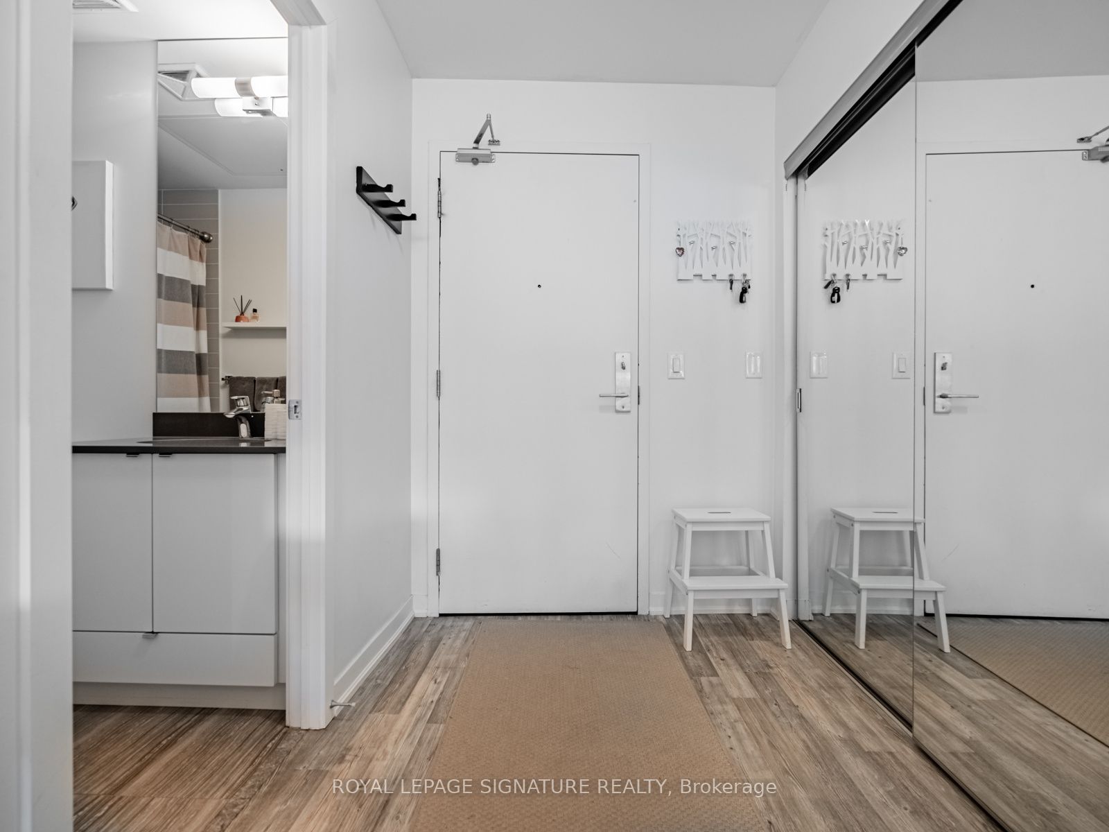 51 East Liberty Street 2102, Toronto, ON M6K 3P8 photo 3