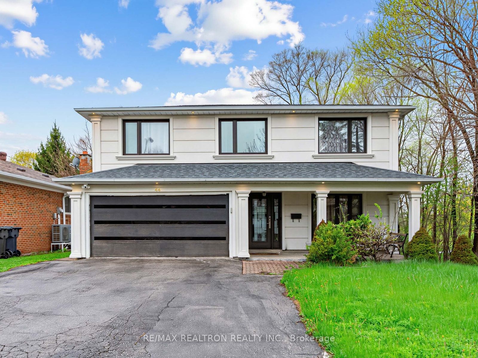 44 Pineway Boulevard, Toronto, ON M2H 1A1