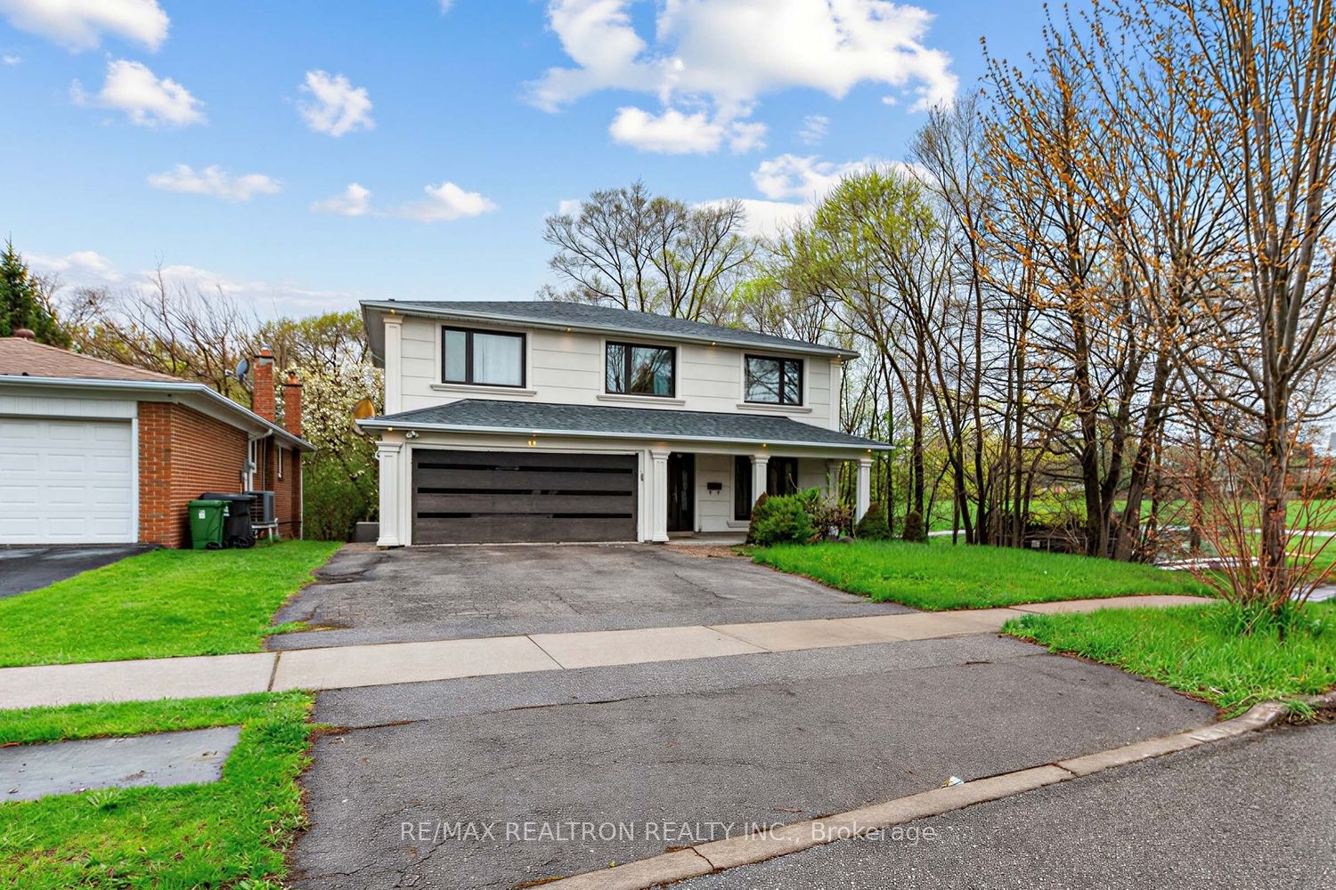 44 Pineway Boulevard, Toronto, ON M2H 1A1 photo 2