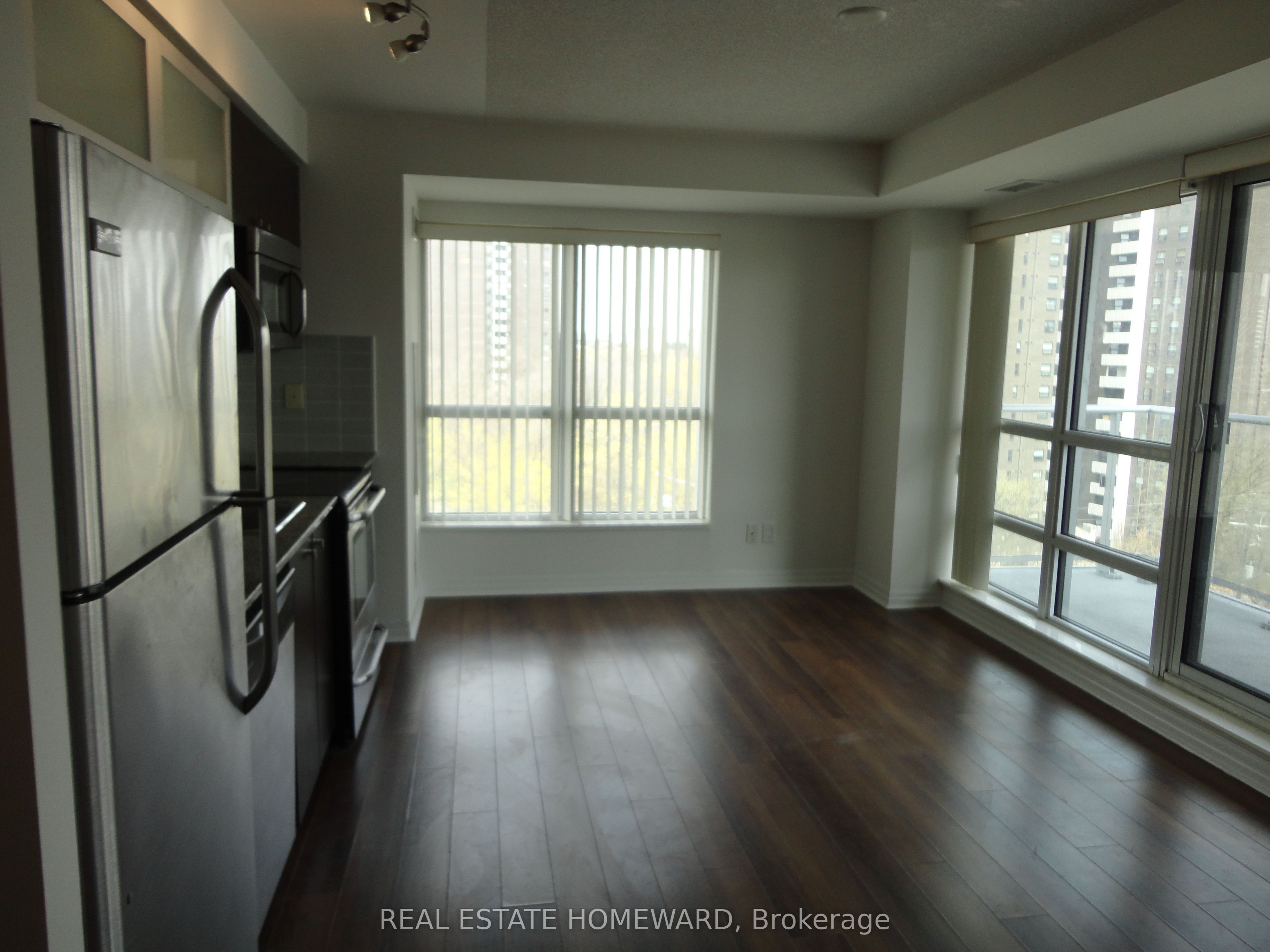 2015 Sheppard Avenue E 709, Toronto, ON M2J 0B3 photo 5
