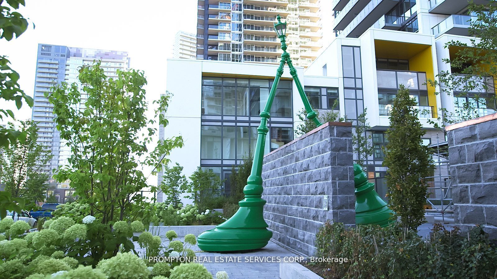 85 McMahon Drive 1501, Toronto, ON M2K 0H1 photo 2