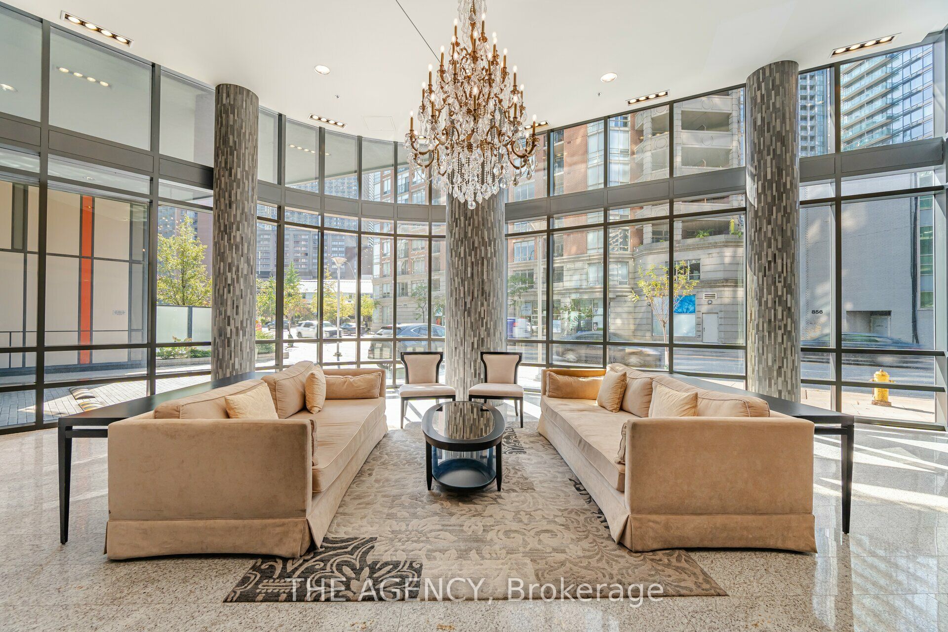 825 Church Street 105, Toronto, ON M4W 3Z4 photo 5