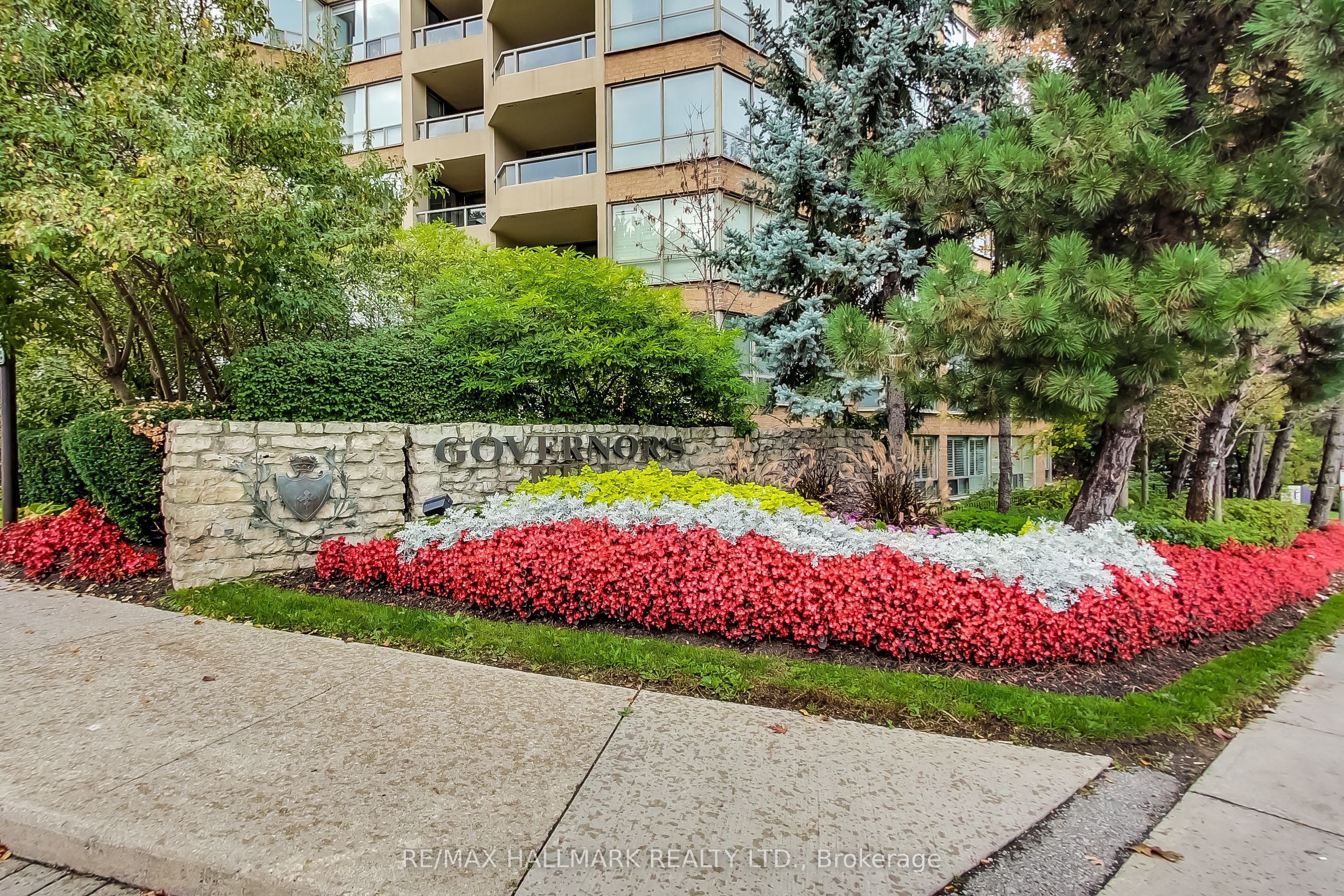 3800 Yonge Street 610, Toronto, ON M4N 3P7 photo 2