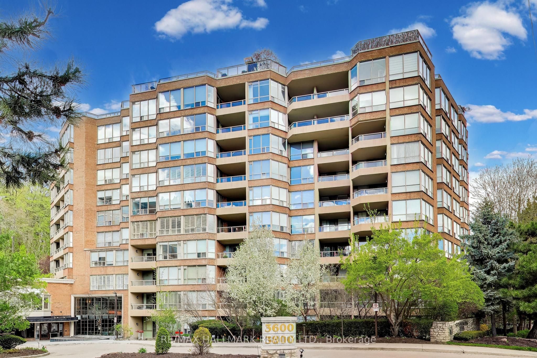 3800 Yonge Street 610, Toronto, ON M4N 3P7 photo 3