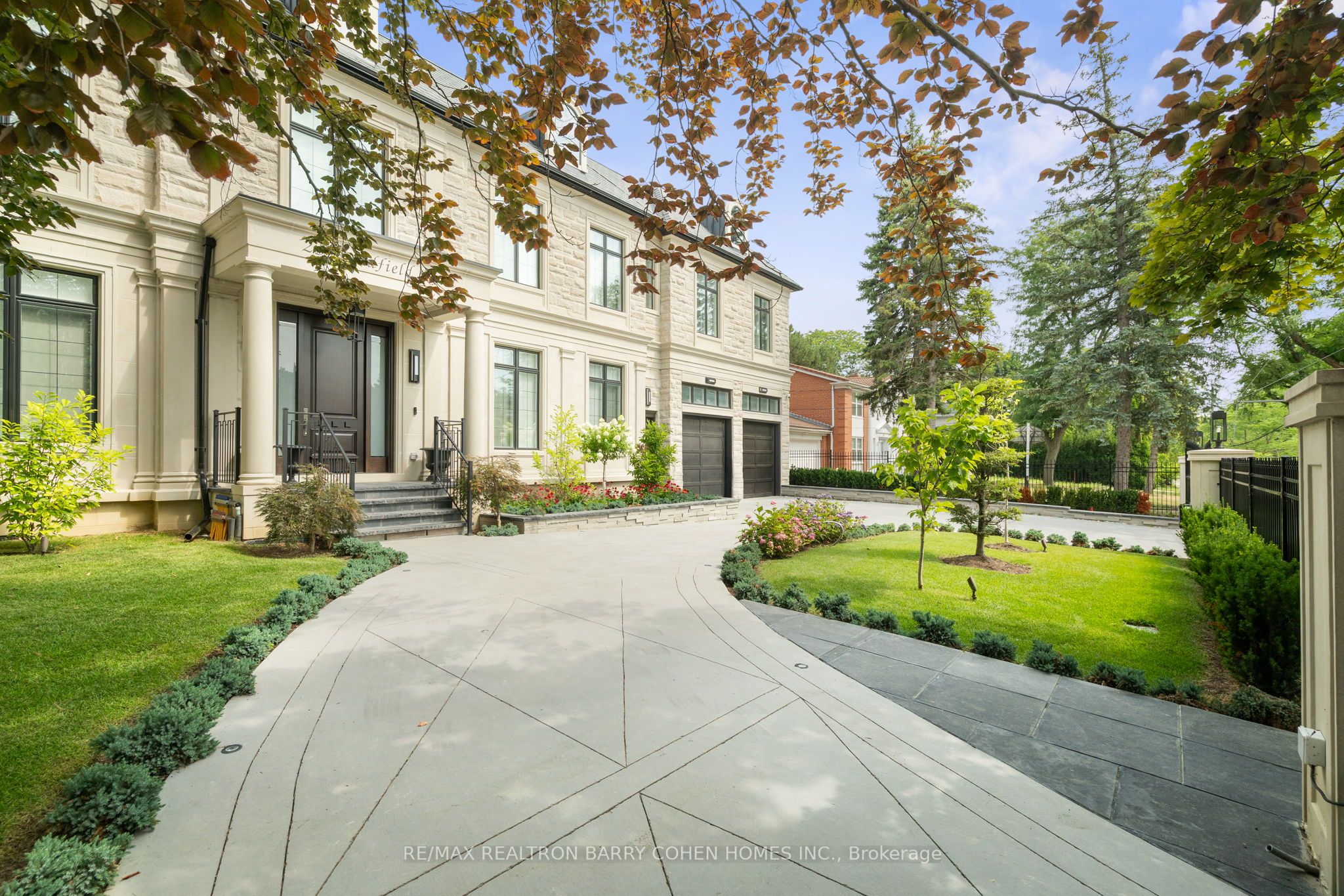 23 Sandfield Road, Toronto, ON M3B 2B5 photo 2