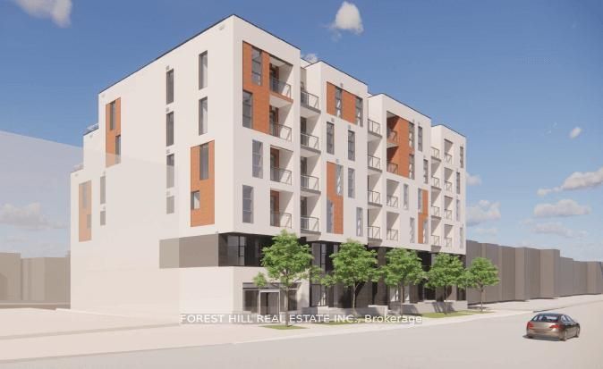2000 Bathurst Street 505, Toronto, ON M5P 0A7