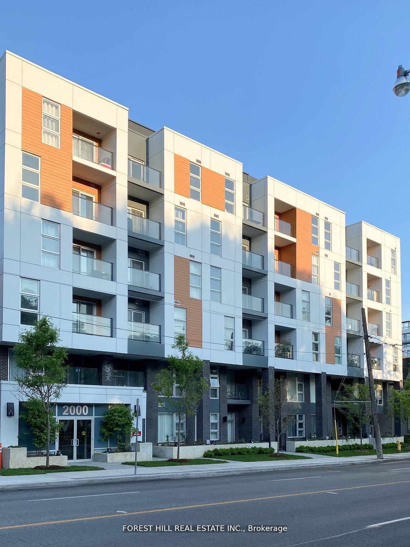2000 Bathurst Street 505, Toronto, ON M5P 0A7 photo 2