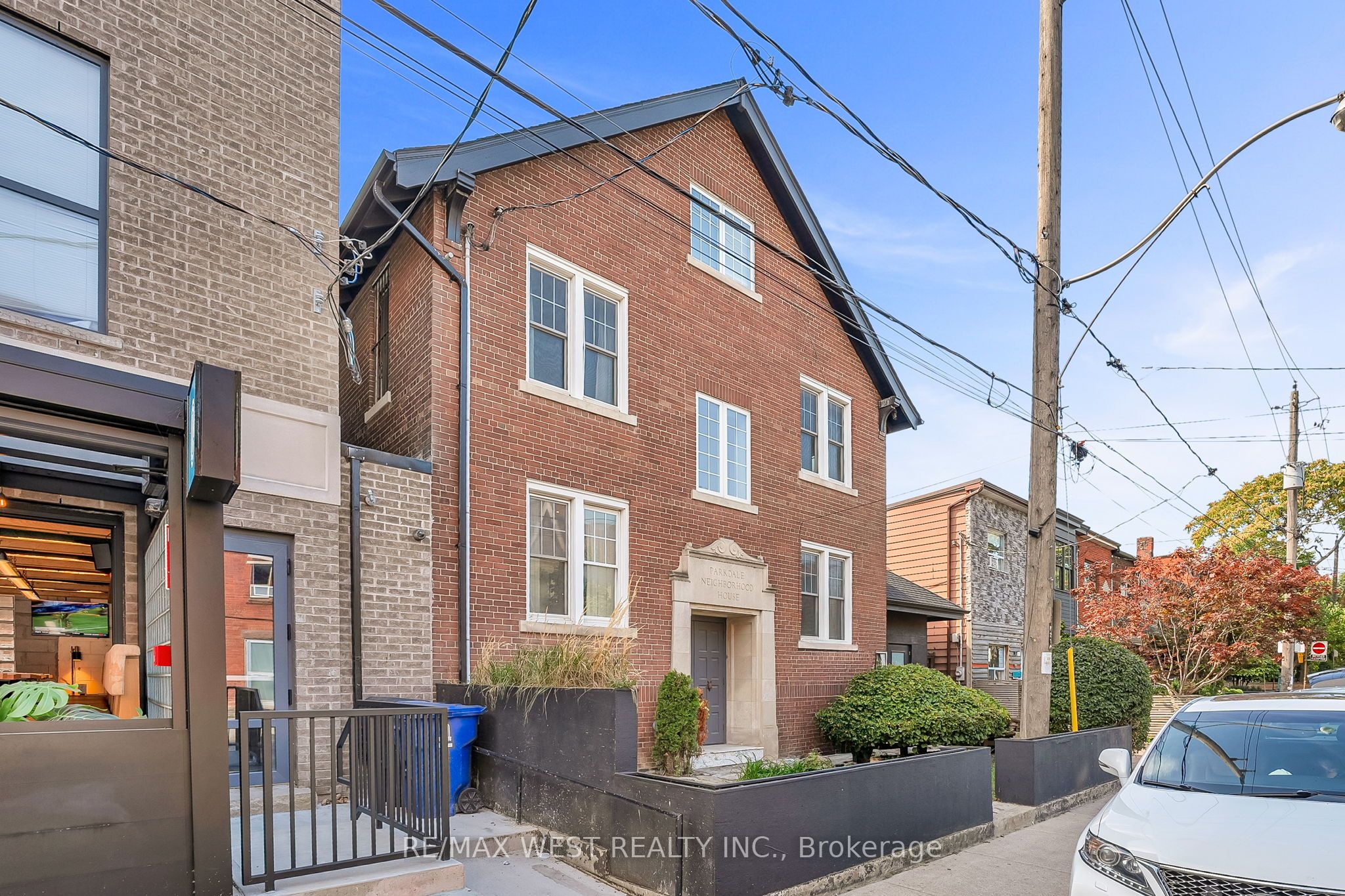 53 Argyle Street, Toronto, ON M6J 1N8 photo 2
