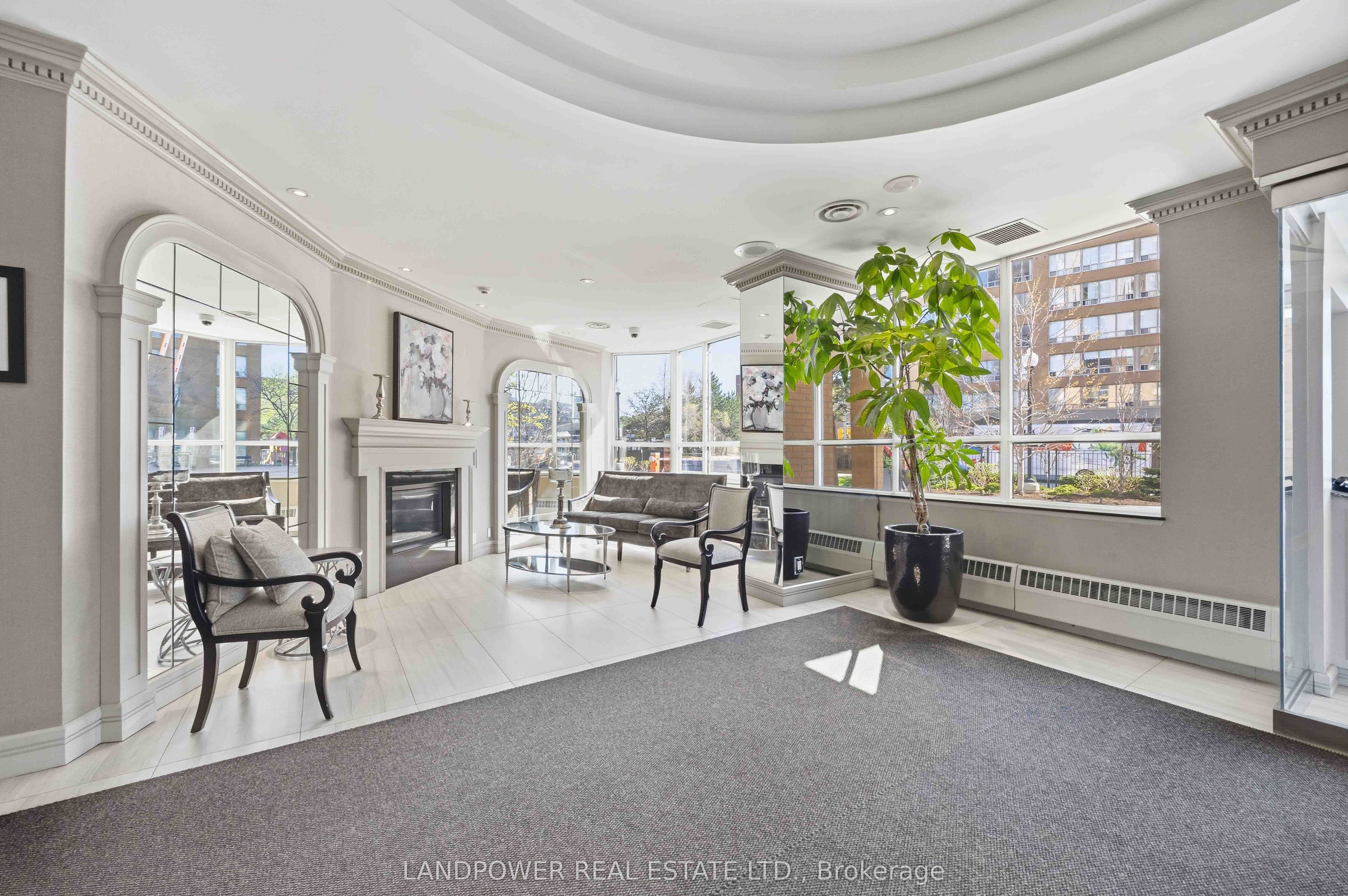 265 Ridley Boulevard 801, Toronto, ON M5M 4N8 photo 4