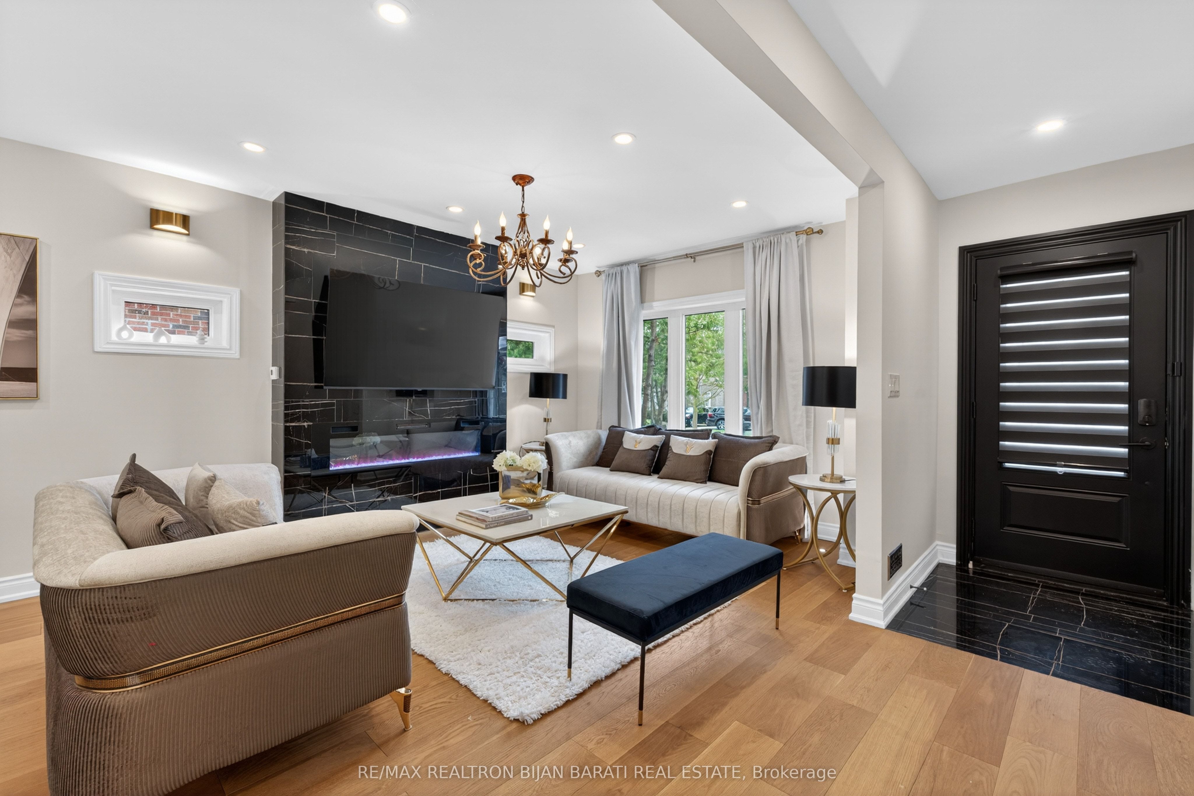 1 Wanless Crescent, Toronto, ON M4N 3B6 photo 5