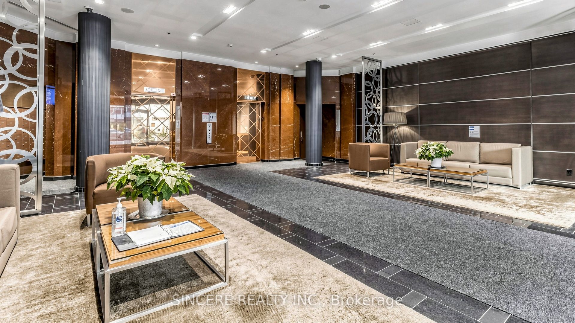 55 Bloor Street E 1803, Toronto, ON M4W 3W6 photo 5