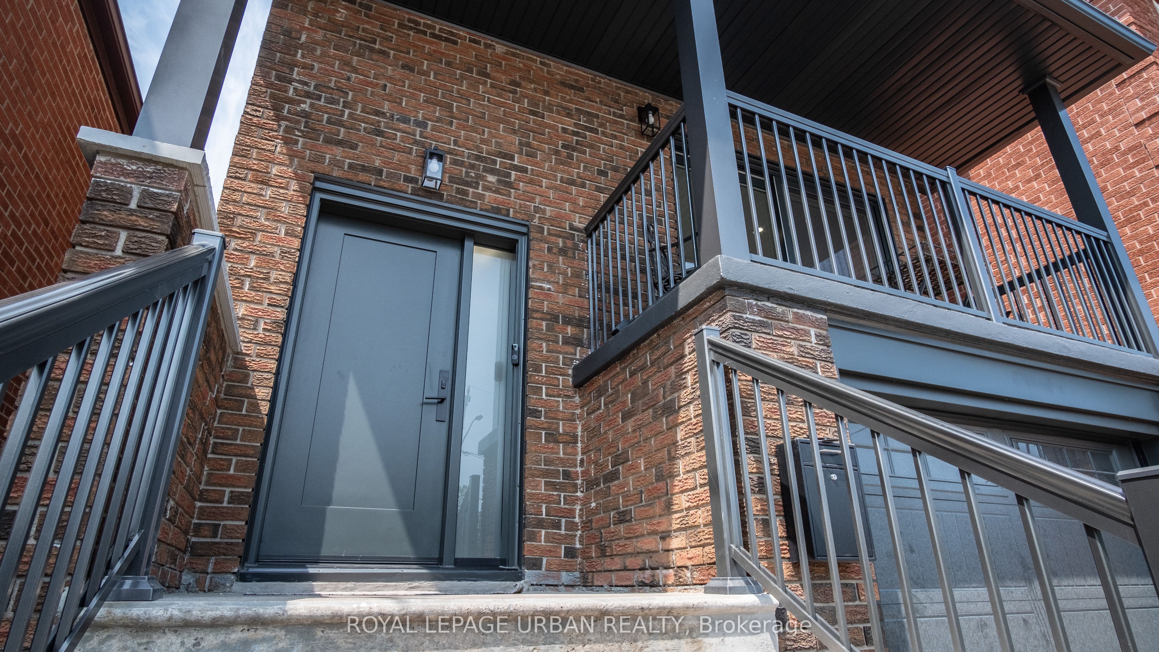 434 Westmount Avenue, Toronto, ON M6E 3N5 photo 3